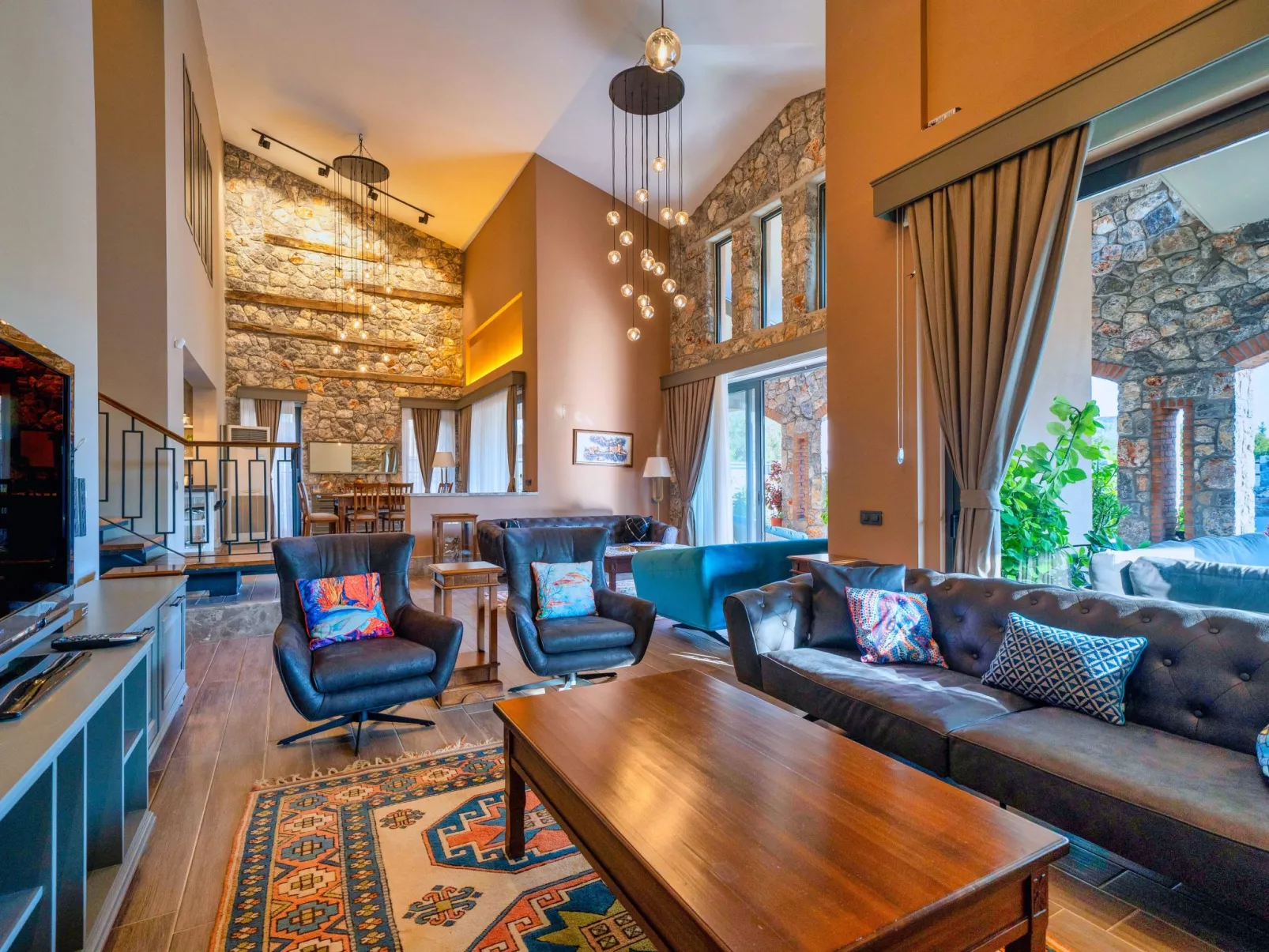 Villa Güney-Image-tags.info