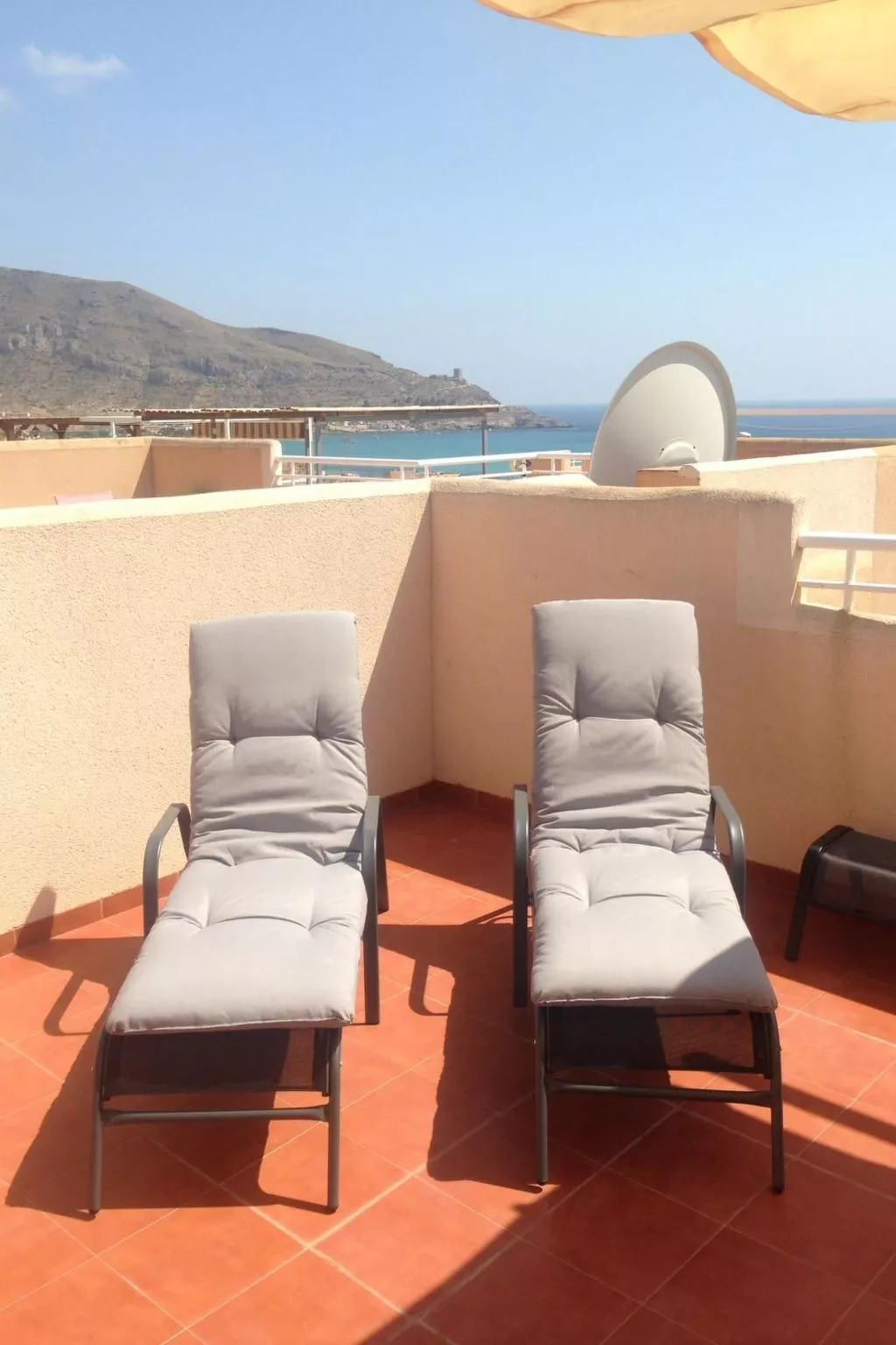 Wohnung mit Dachterrasse-Outside