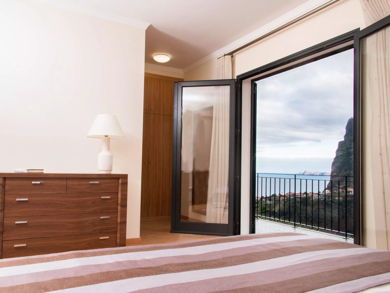 Elegantes Haus in Santana mit Garten und Grill-Dedans