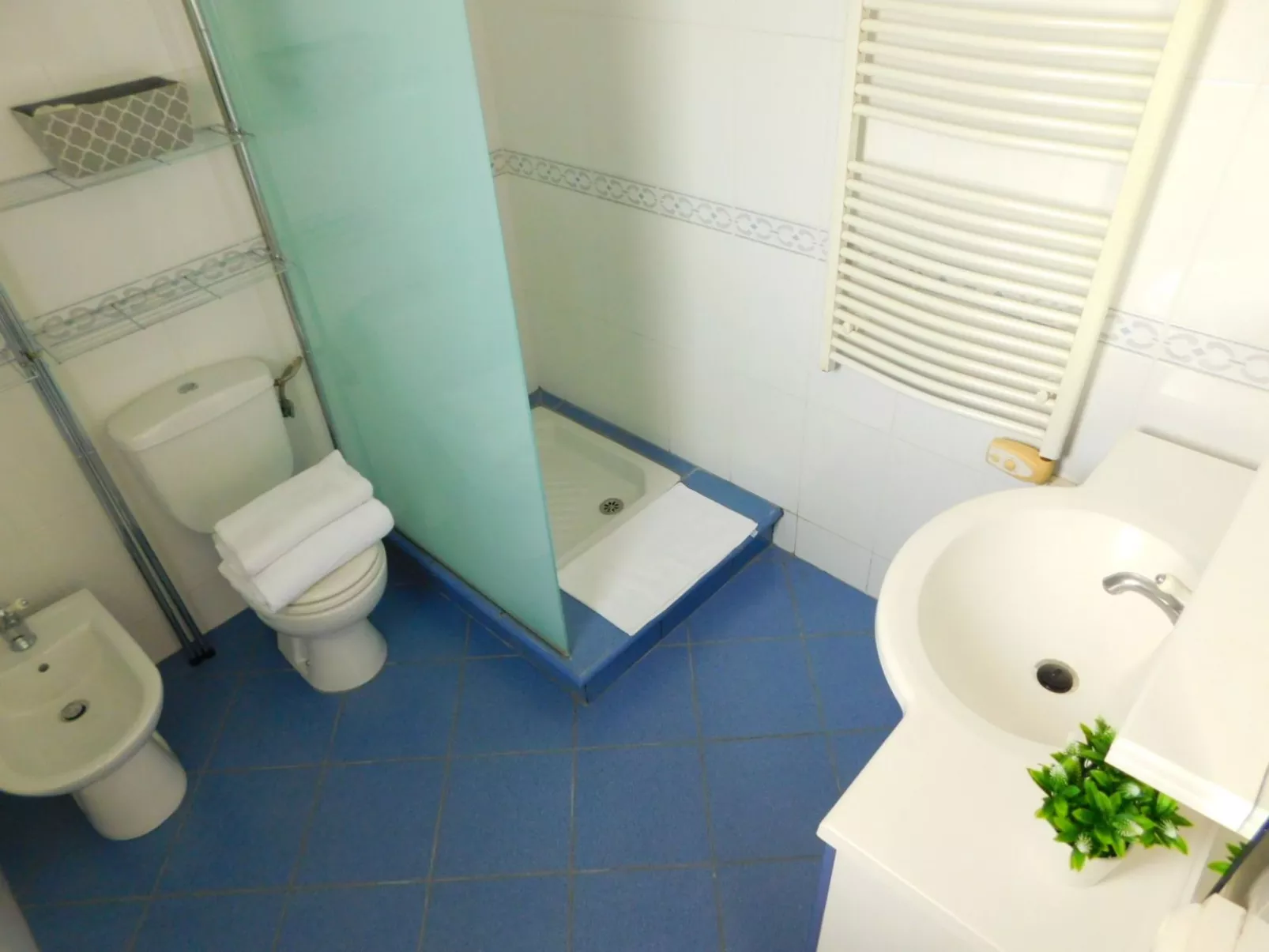 Piso de vacaciones de 2 habitaciones, con amplia terraza y parking en Salatar,-Image-tags.info