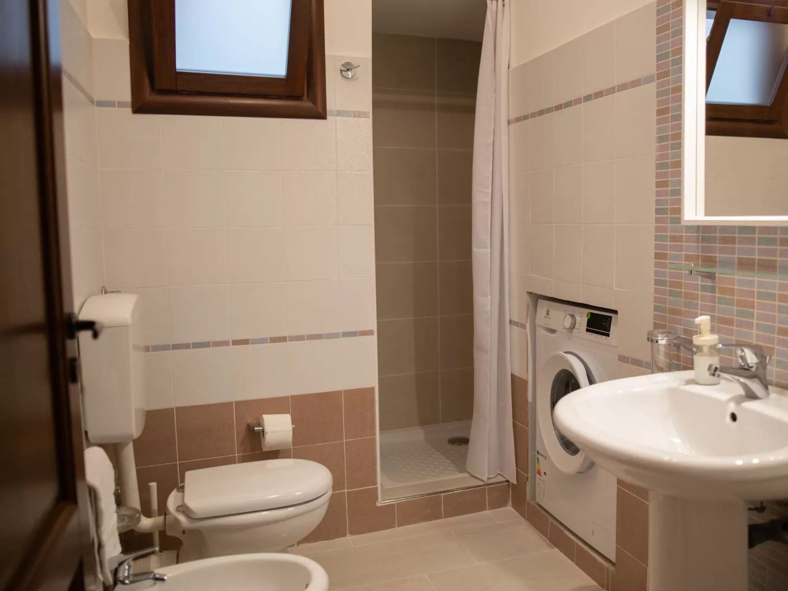 Unknown Accommodation-Image-tags.info