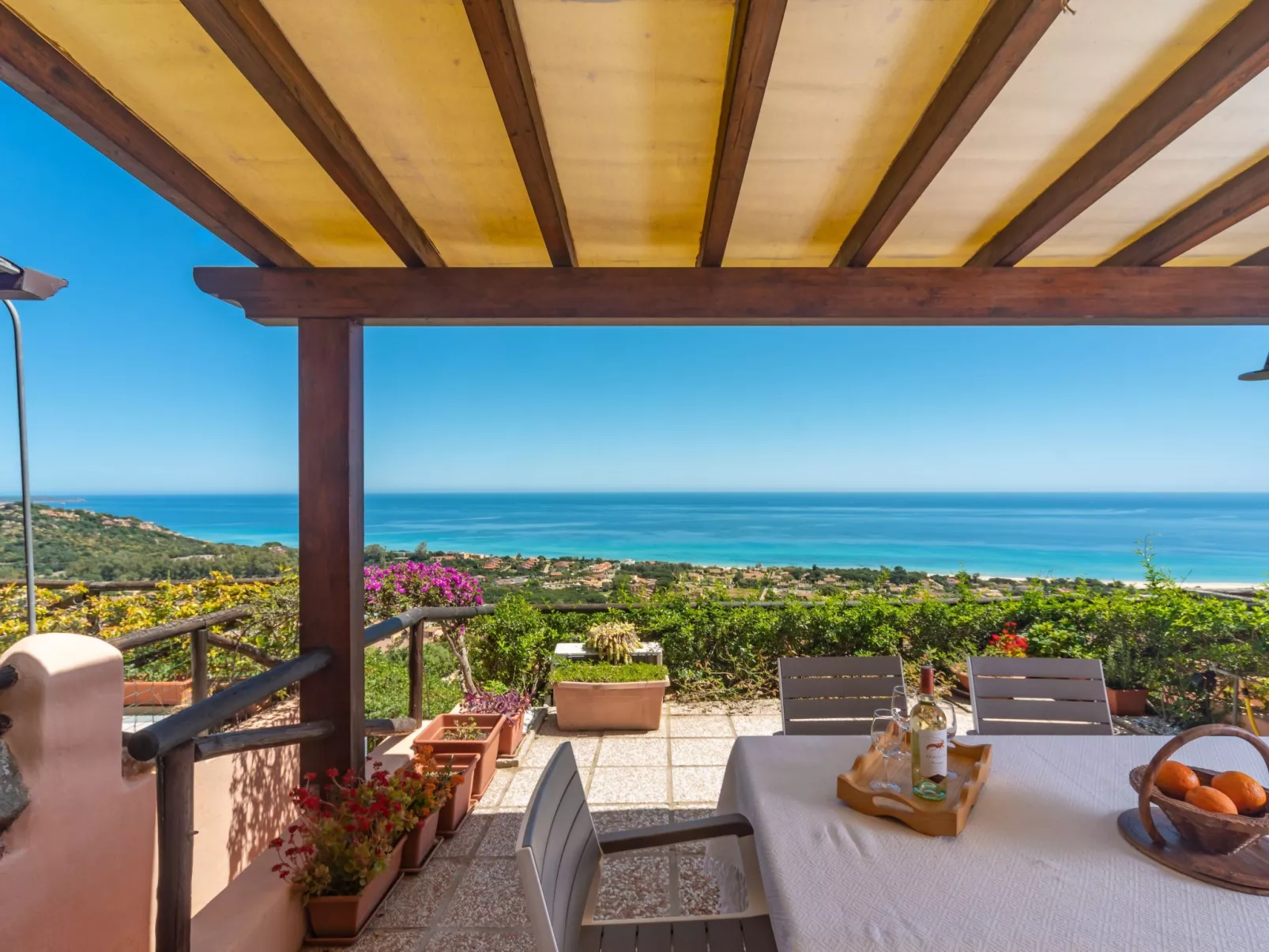 CASA NIU ASTORI-Draußen