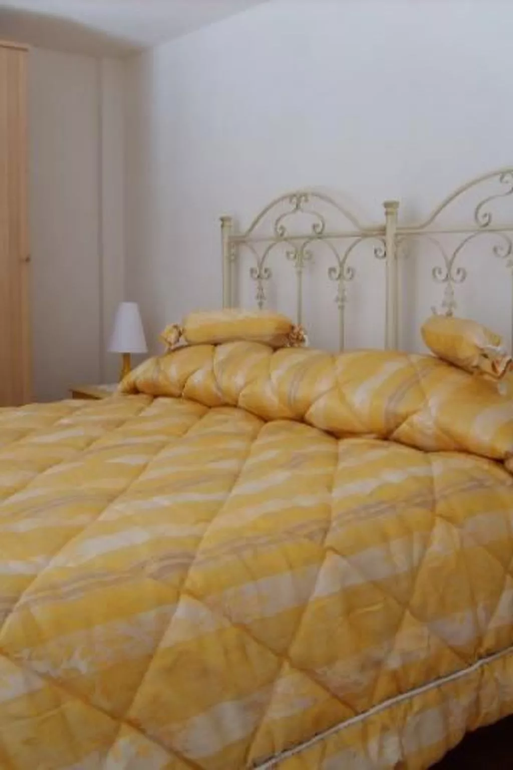 GIALLO-Image-tags.info