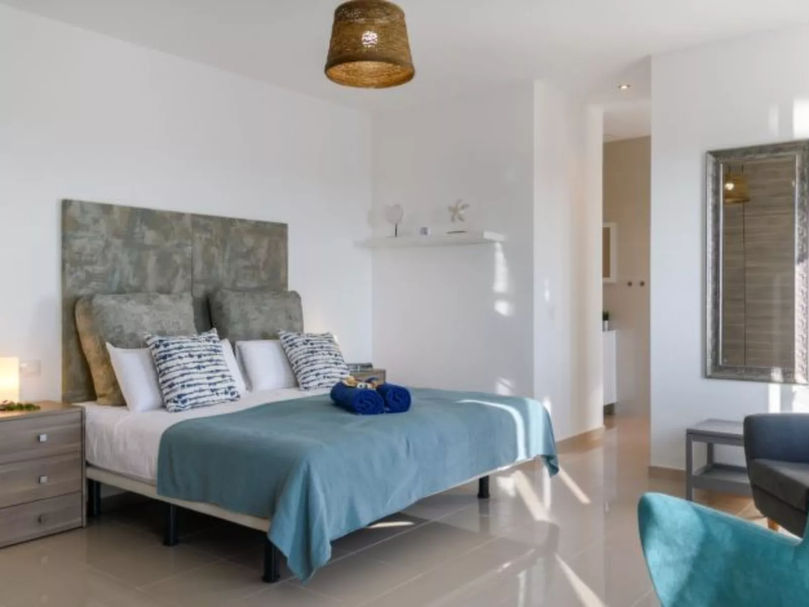 Villa Molinero-Image-tags.info