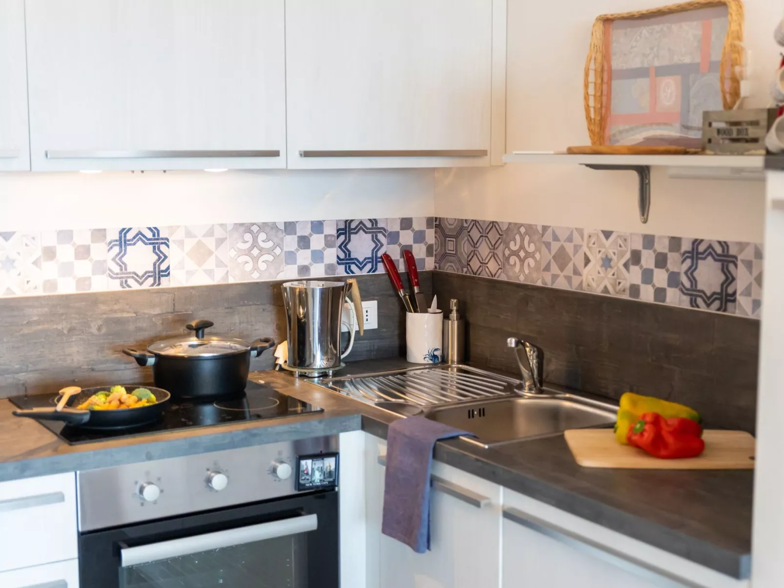 Perla Abernathy - Haus mit Pool und Garten-Inside