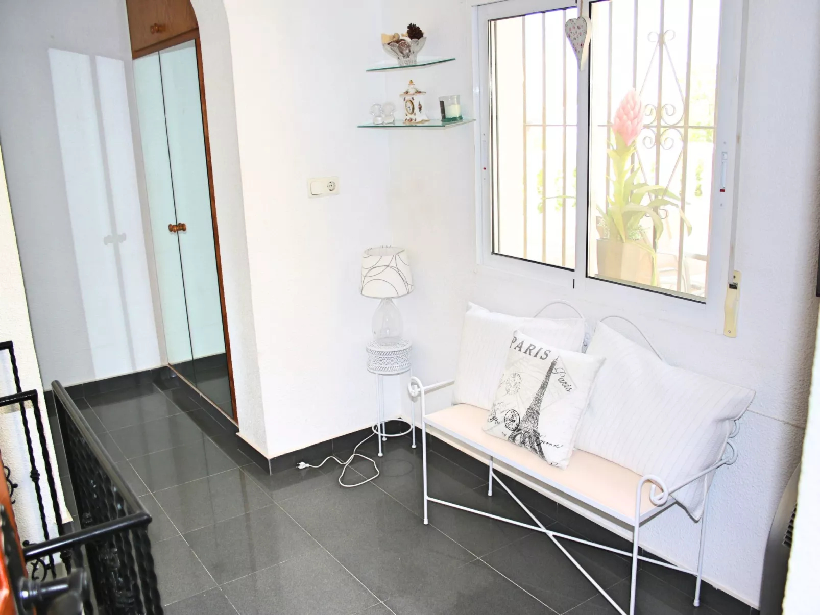 "Casa Caprichosa"-Dedans