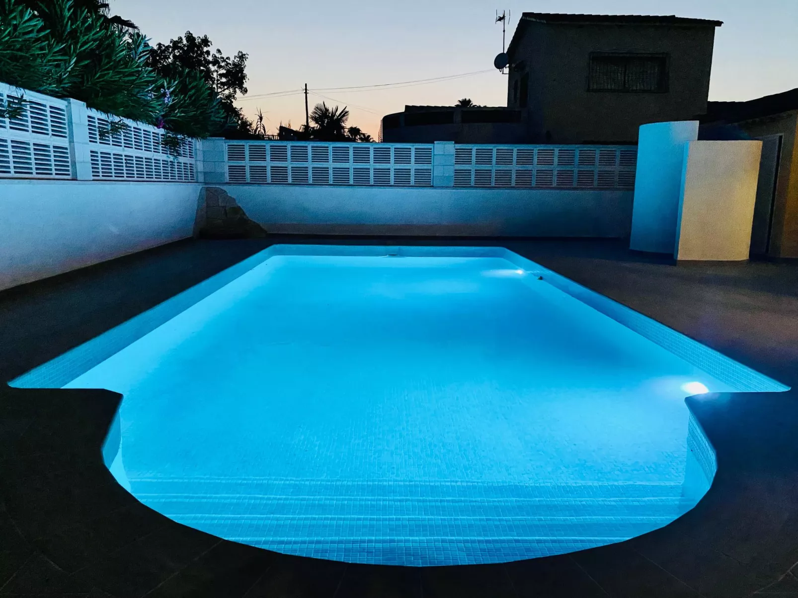 Traumvilla Revoltes-Image-tags.info