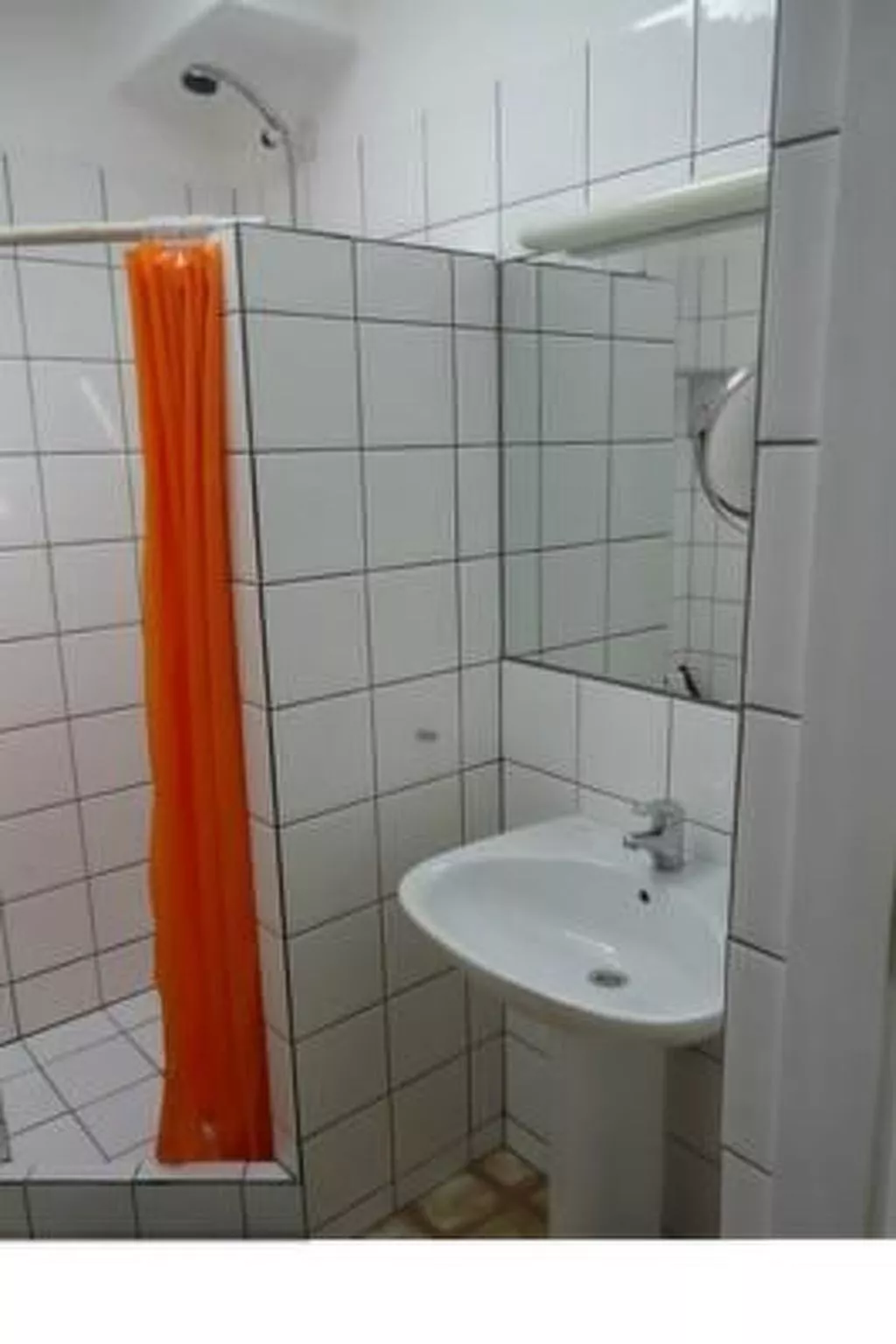 Schöne Wohnung in Playa Blanca mit Grill, Garten und Terrasse und Neben dem Str-Inside