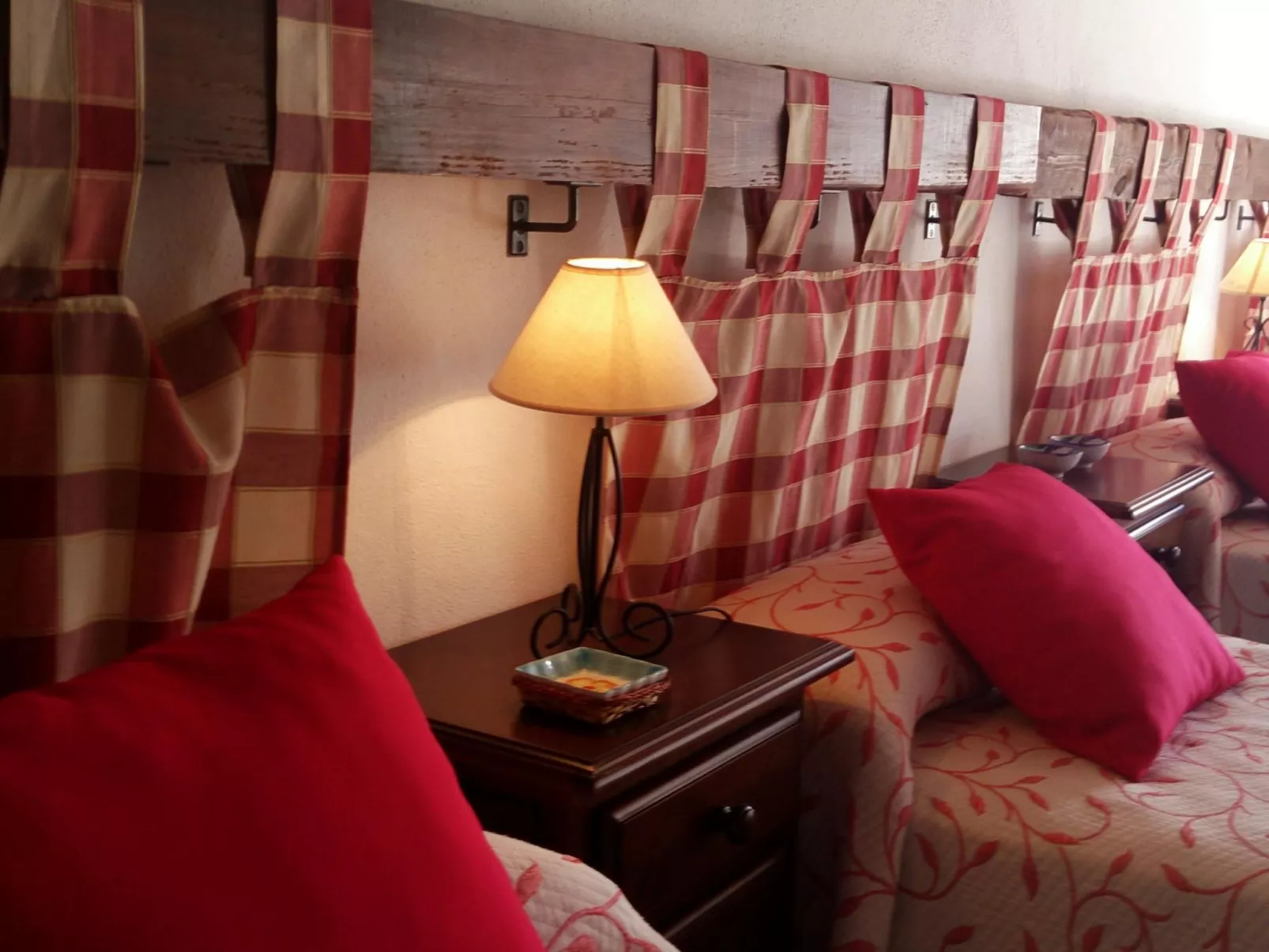 Berg- und Strandurlaub südlich von Granada-Image-tags.info