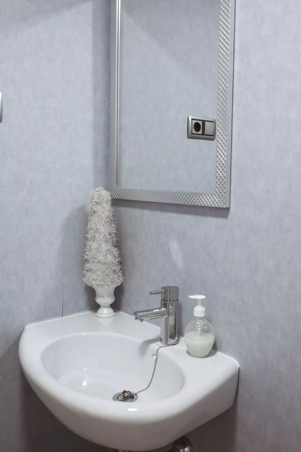 La Invincible Terreros in der 1. Reihe des Strandes-Inside