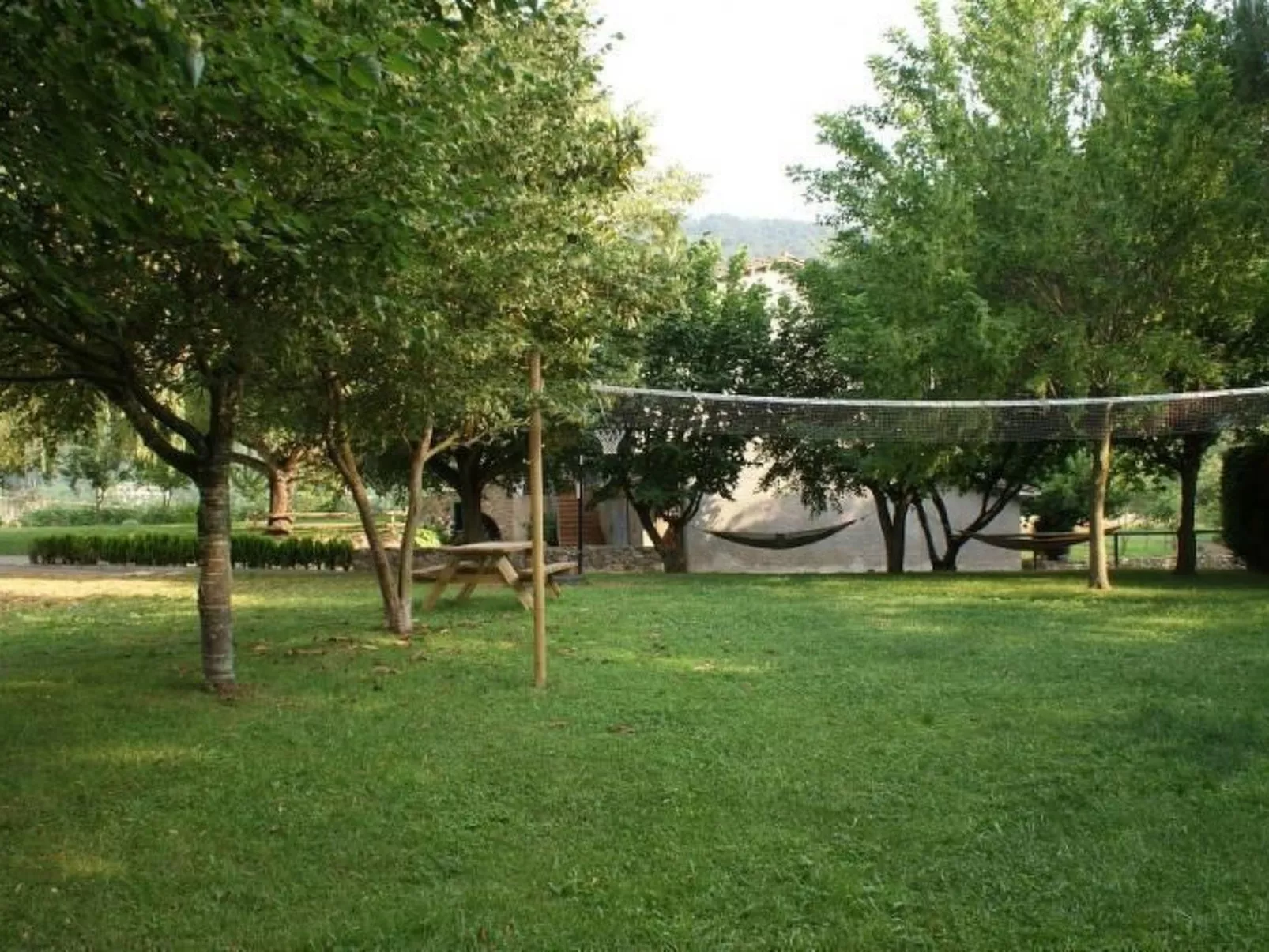 Kleiner Bungalow mit zwei Schlafzimmern.-Image-tags.info