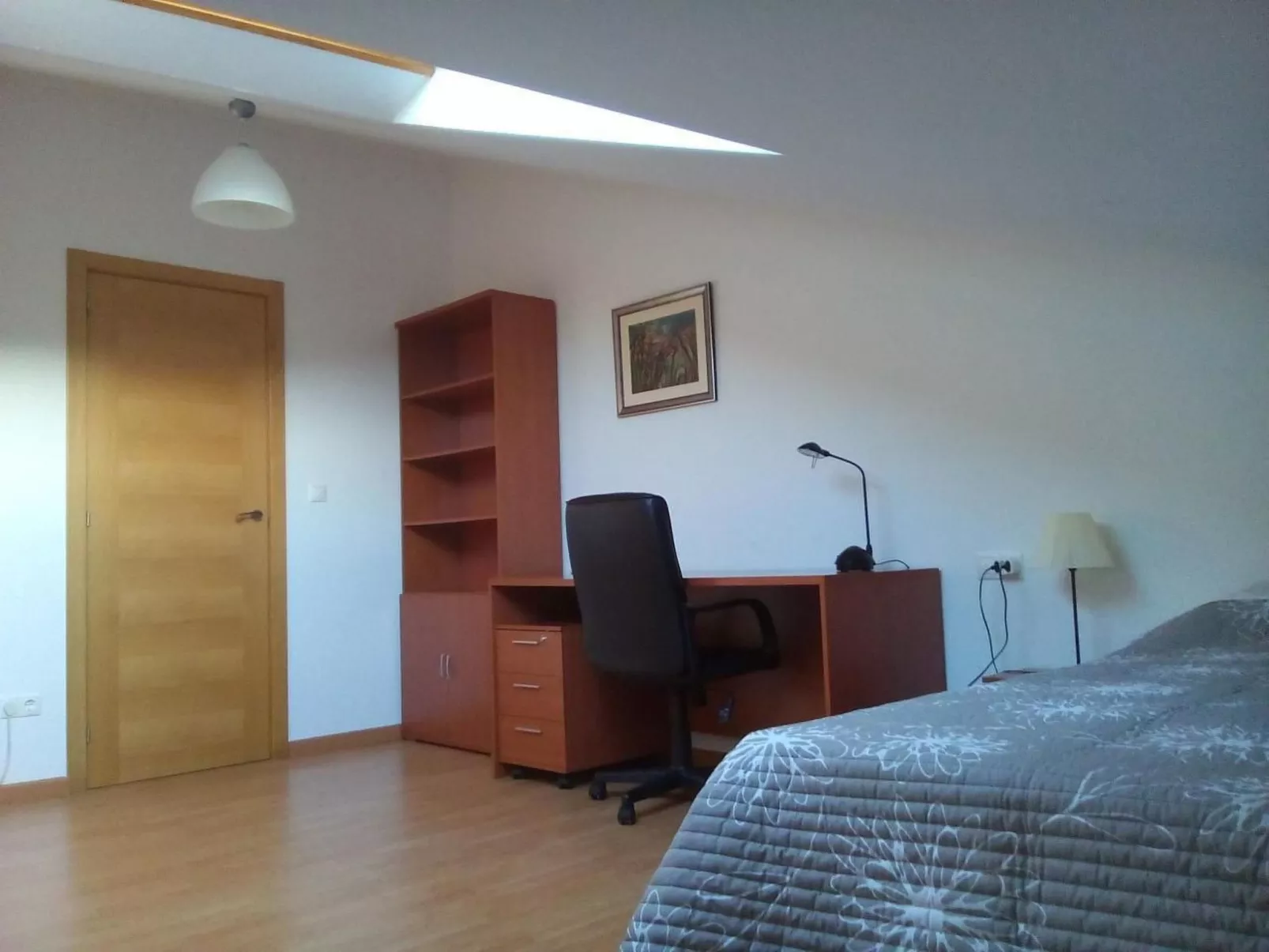 Ático con terraza-Image-tags.info