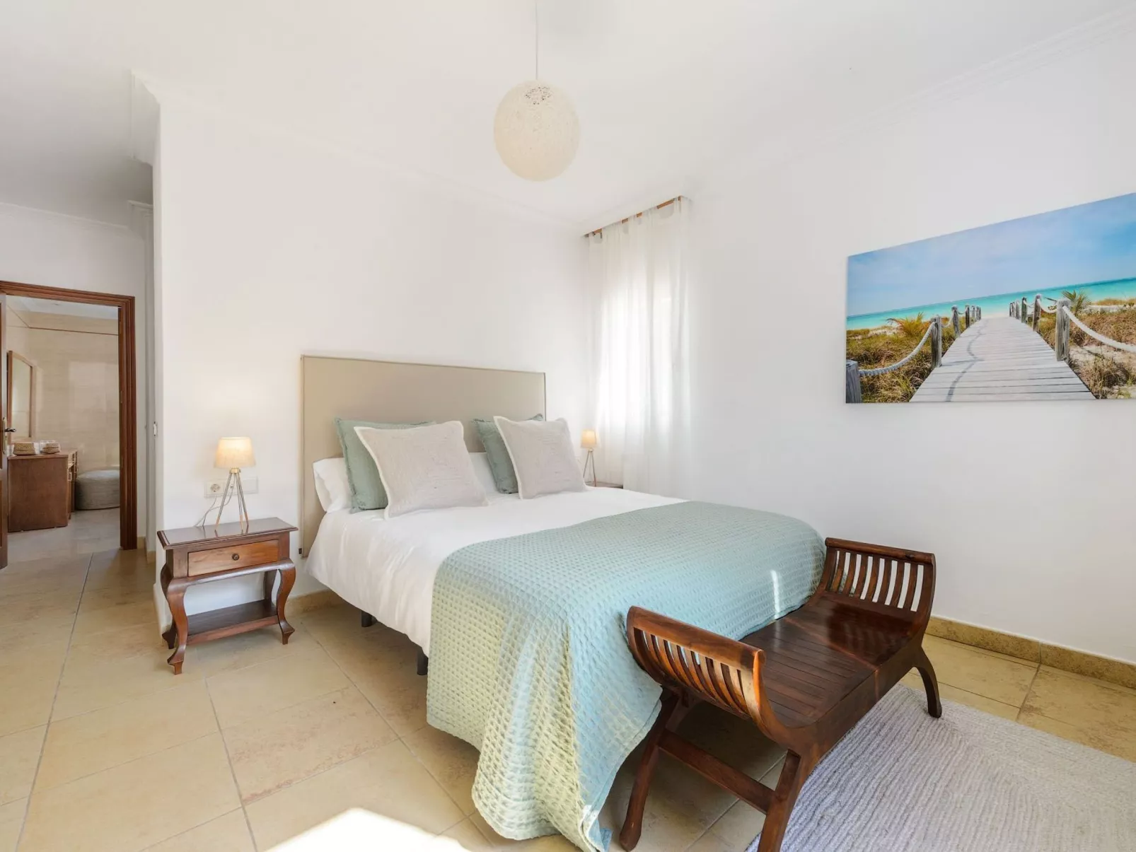 Schöne Villa Belvedere mit 4 Schlafzimmern, 3 Bädern, beheiztem Pool, zwei Whir-Image-tags.info