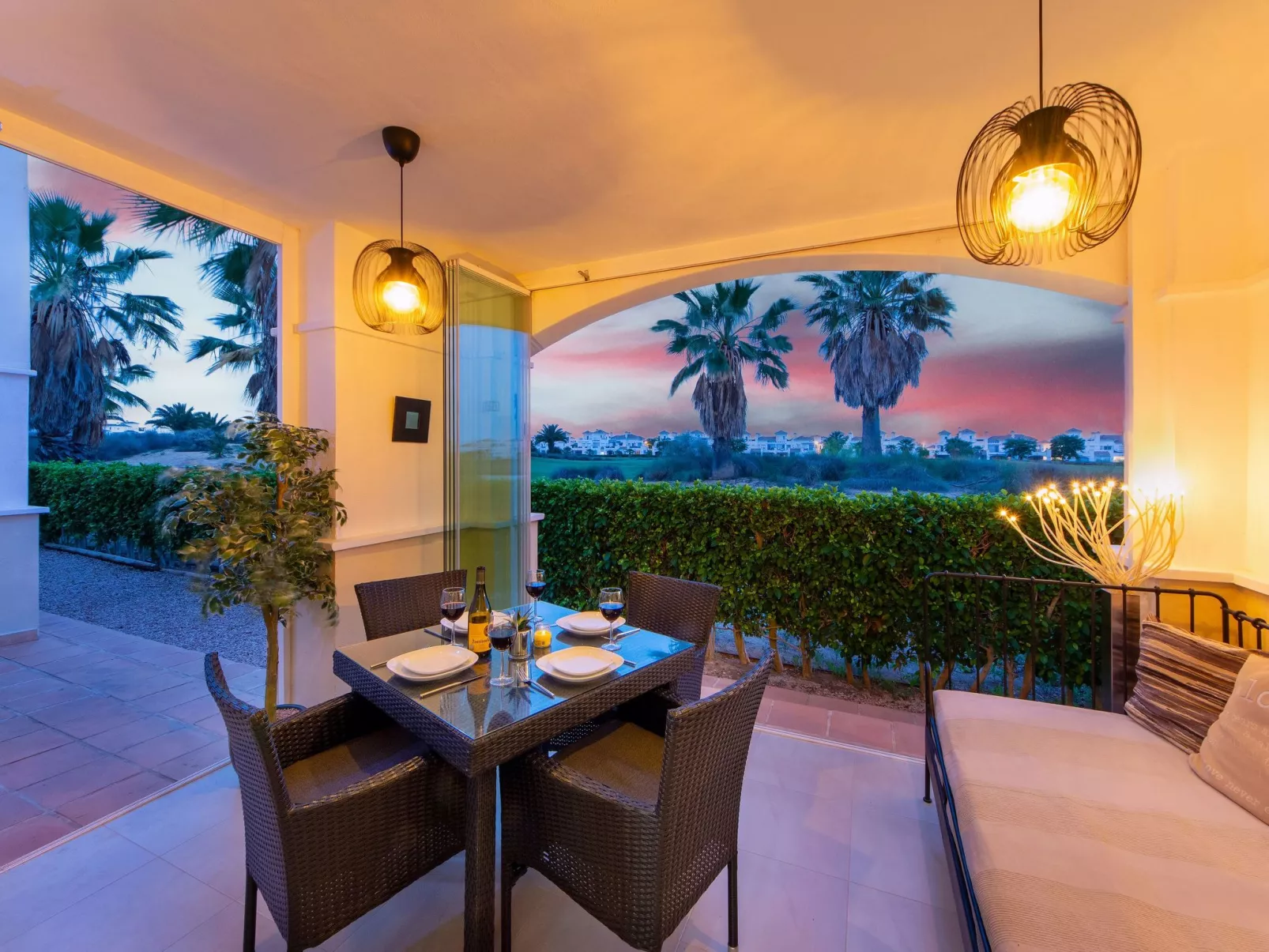 "Casa La Torre" mit Wallbox-Image-tags.info