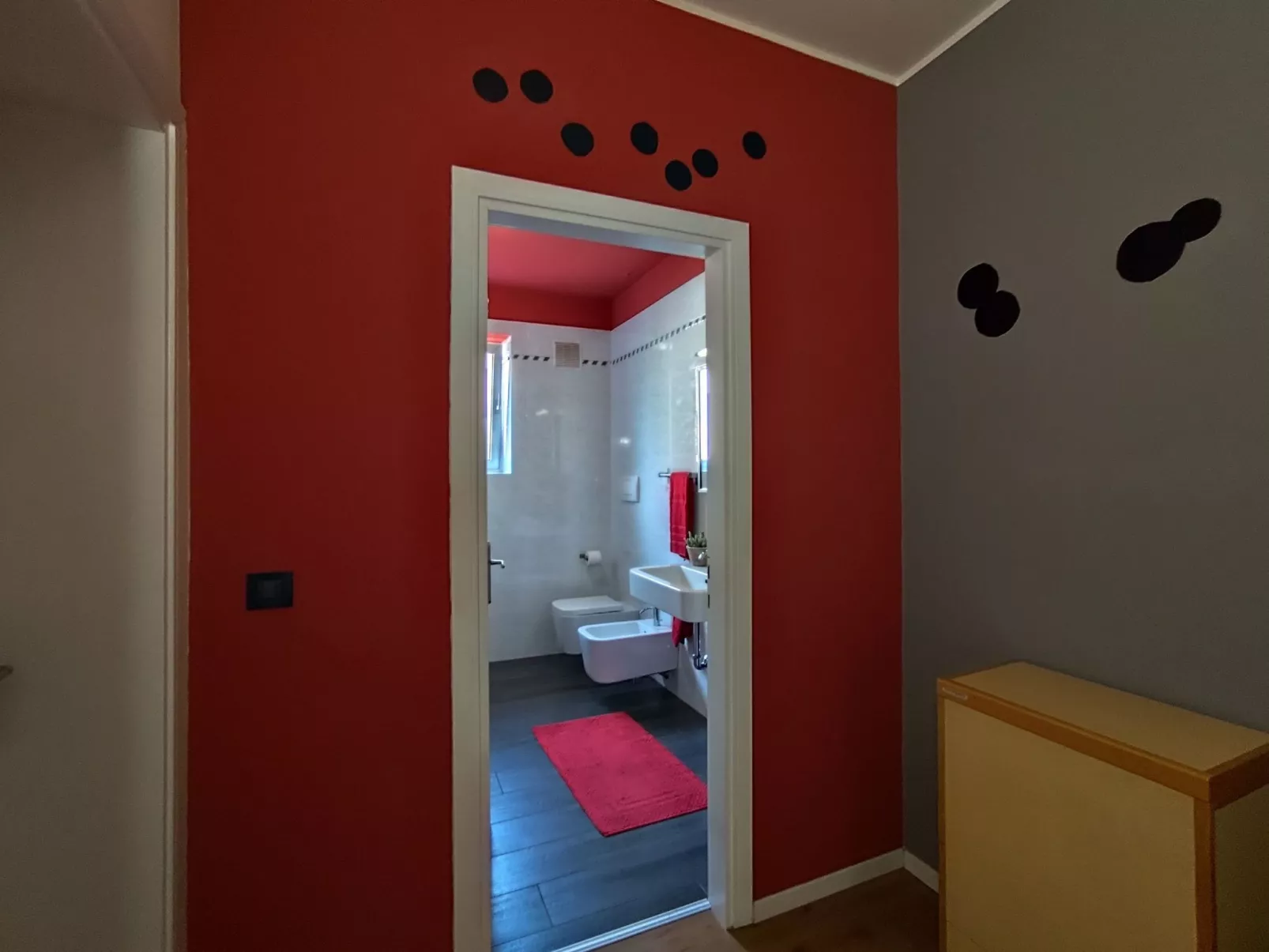 Komfort auf der Bergseite bei Holiday World-Inside