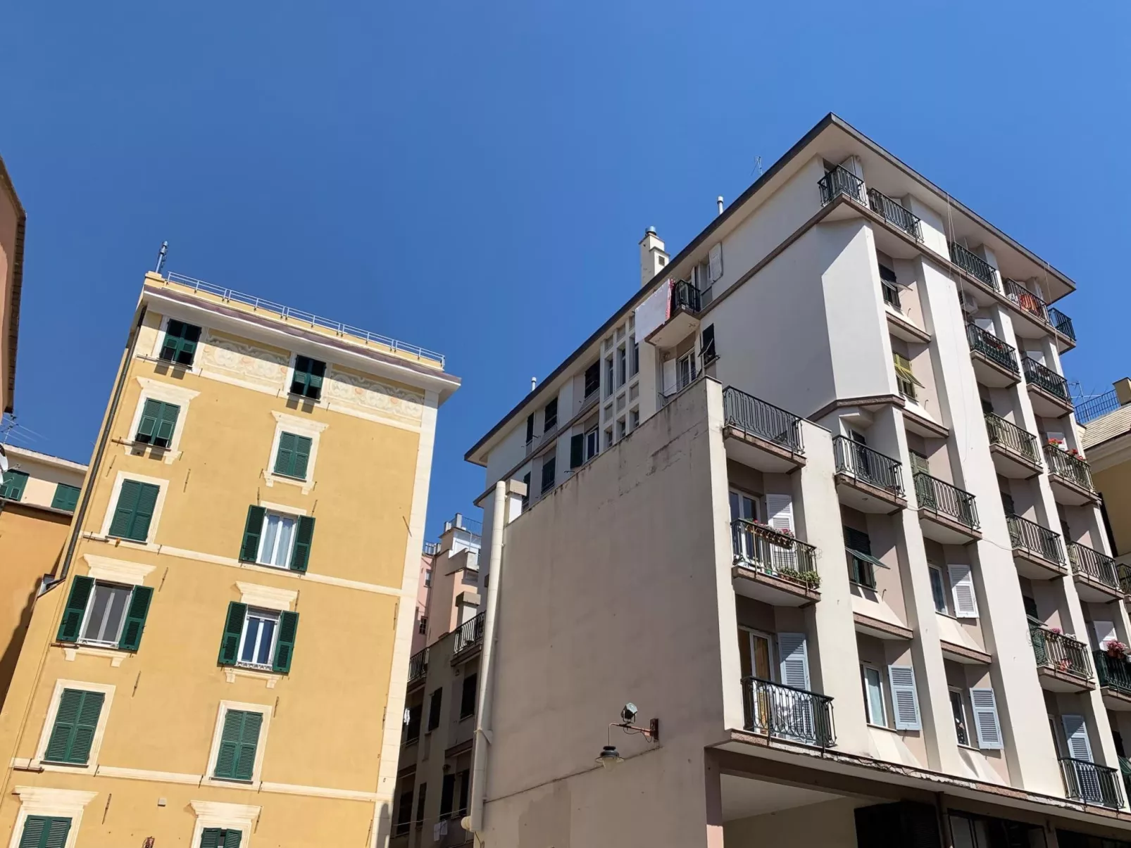 In Molo, Piazza De Ferrari in der Nähe-Outside