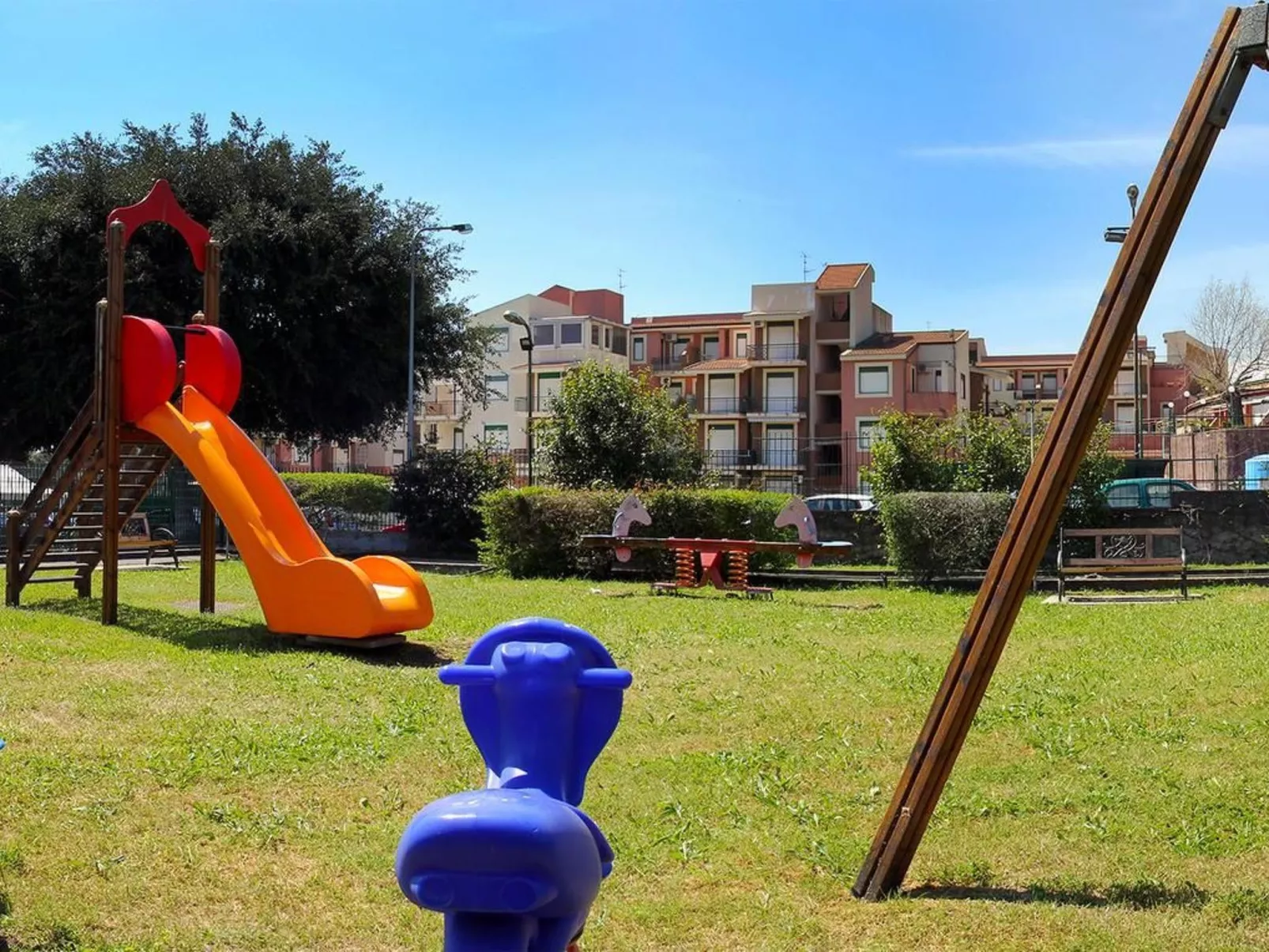 Taormina Studio 001-Image-tags.info