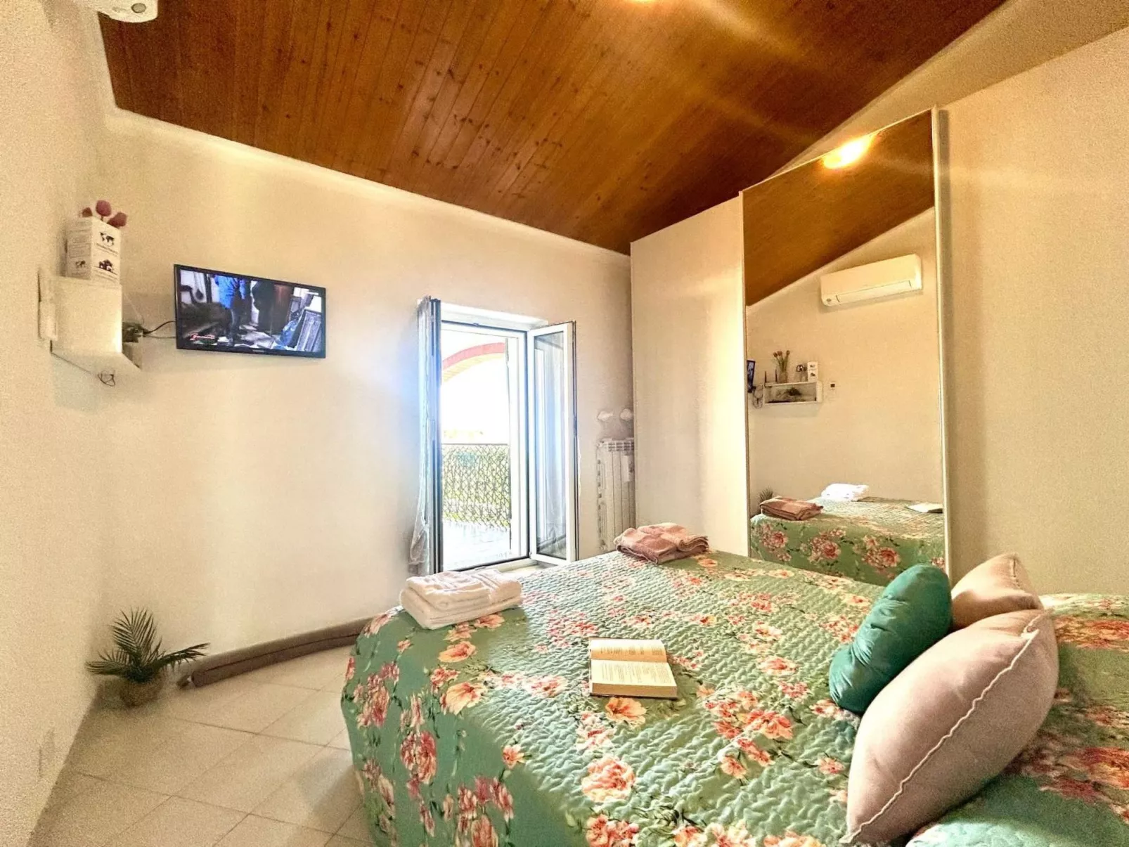 Villa La Rosa bei Holiday World-Drinnen