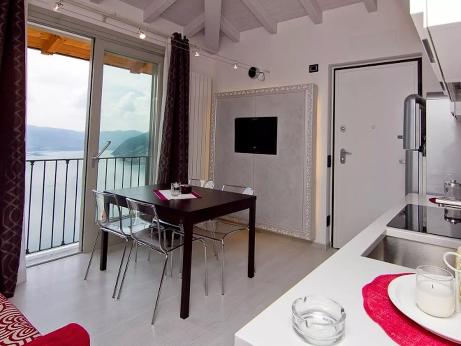 Beatrice - Haus mit Pool und Terrasse am Iseosee-Dedans