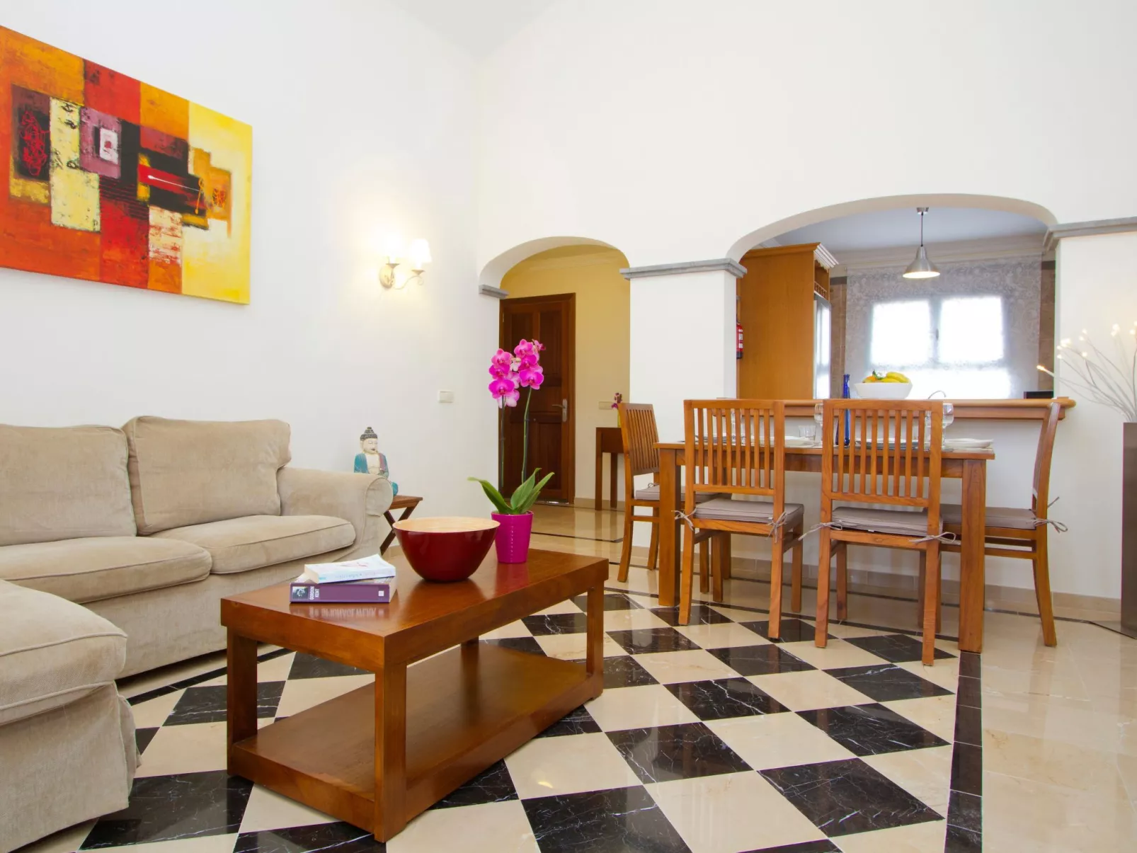 Charmantes Ferienhaus in Yaiza mit Privatem Pool-Inside