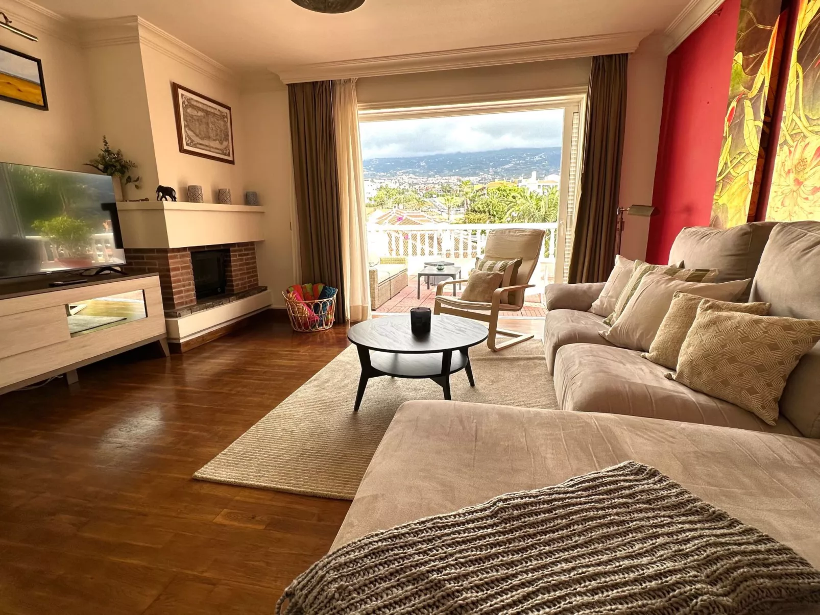 Prime atic Rosaleda-Inside