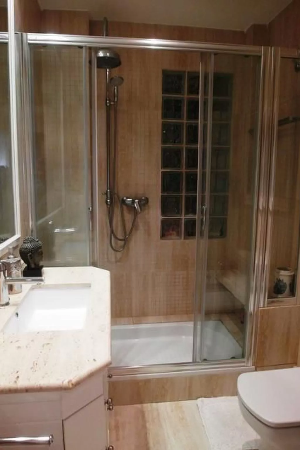 "Casa" mit Balkon-Dedans