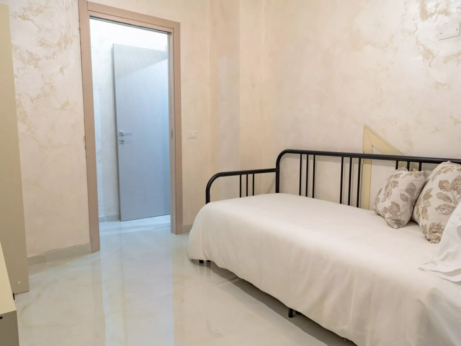 Taormina Traum Suite-Image-tags.info