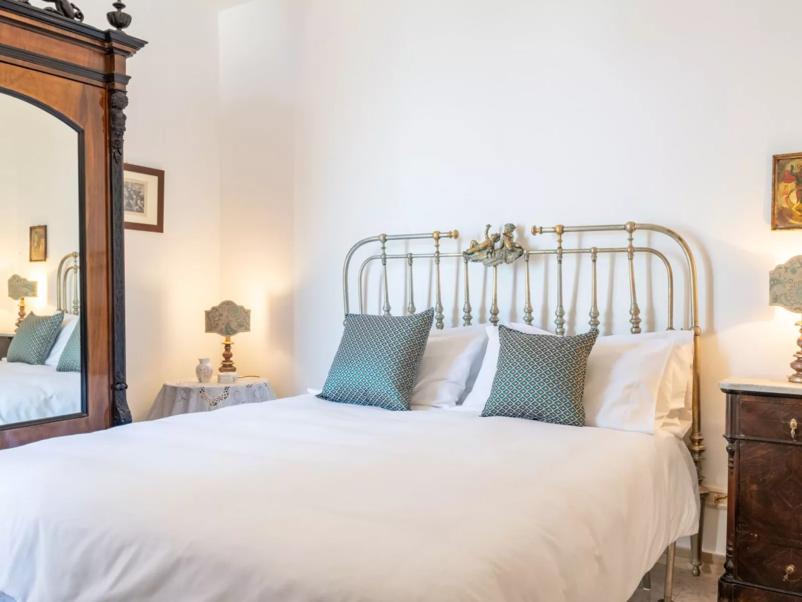 Villa Valencia-Image-tags.info