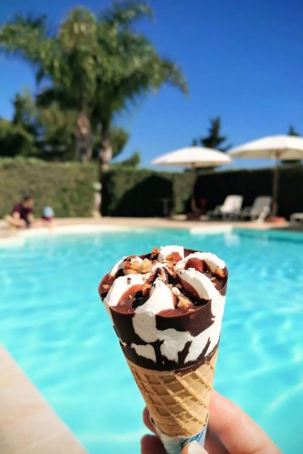 In Marsala mit Terrasse, gemeinschaftlichem Pool und Grill-Draußen