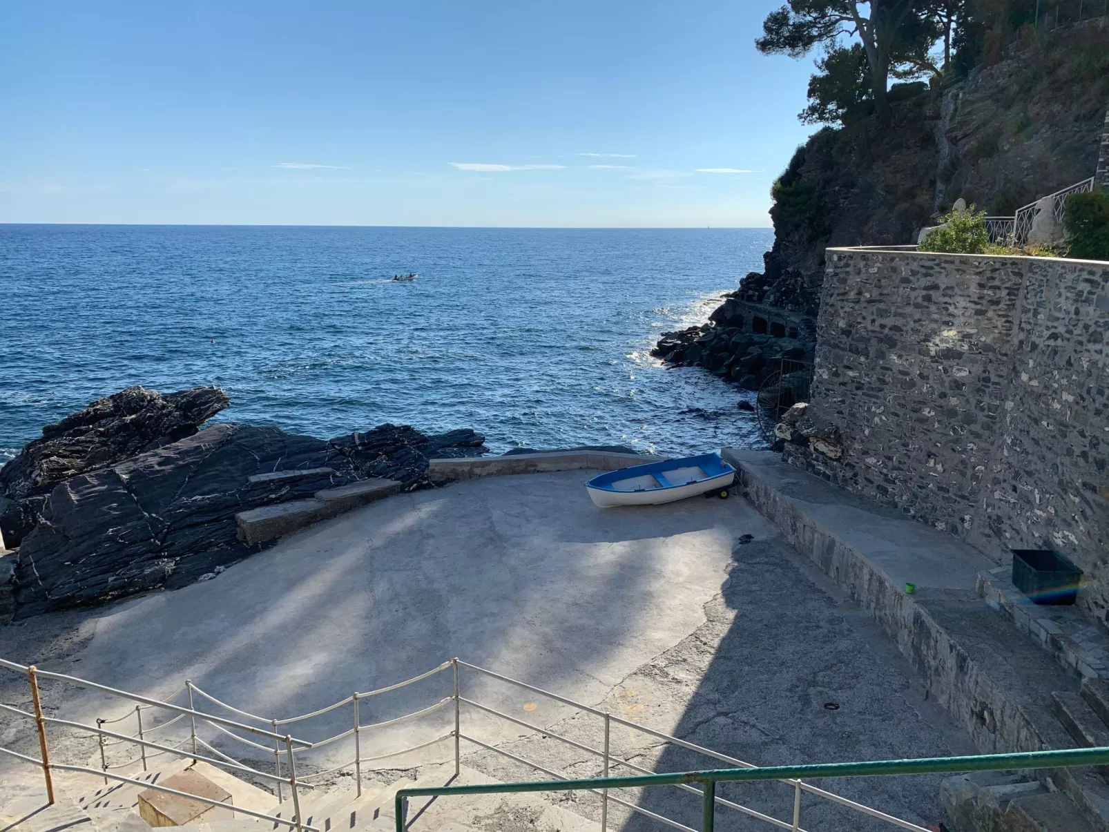 Wohnung mit Waschmaschine und Geschirrspüler-Dehors