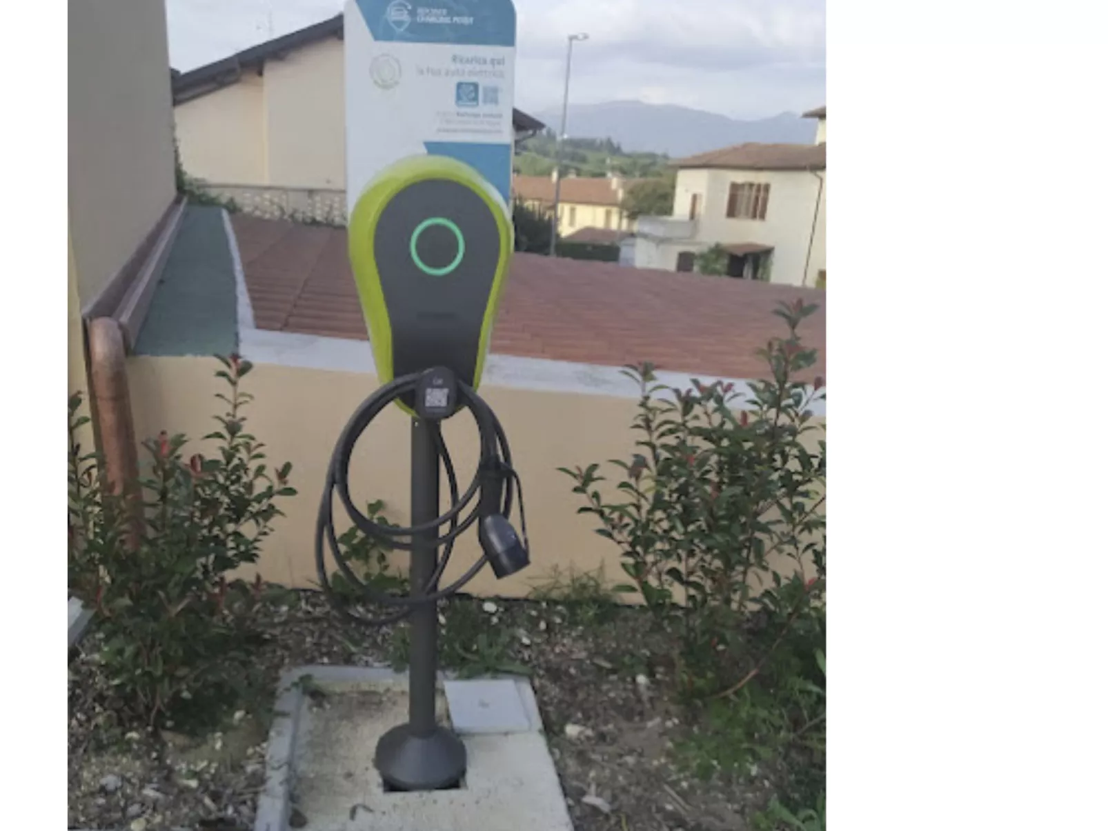 'Vindemia la salmon-Outside