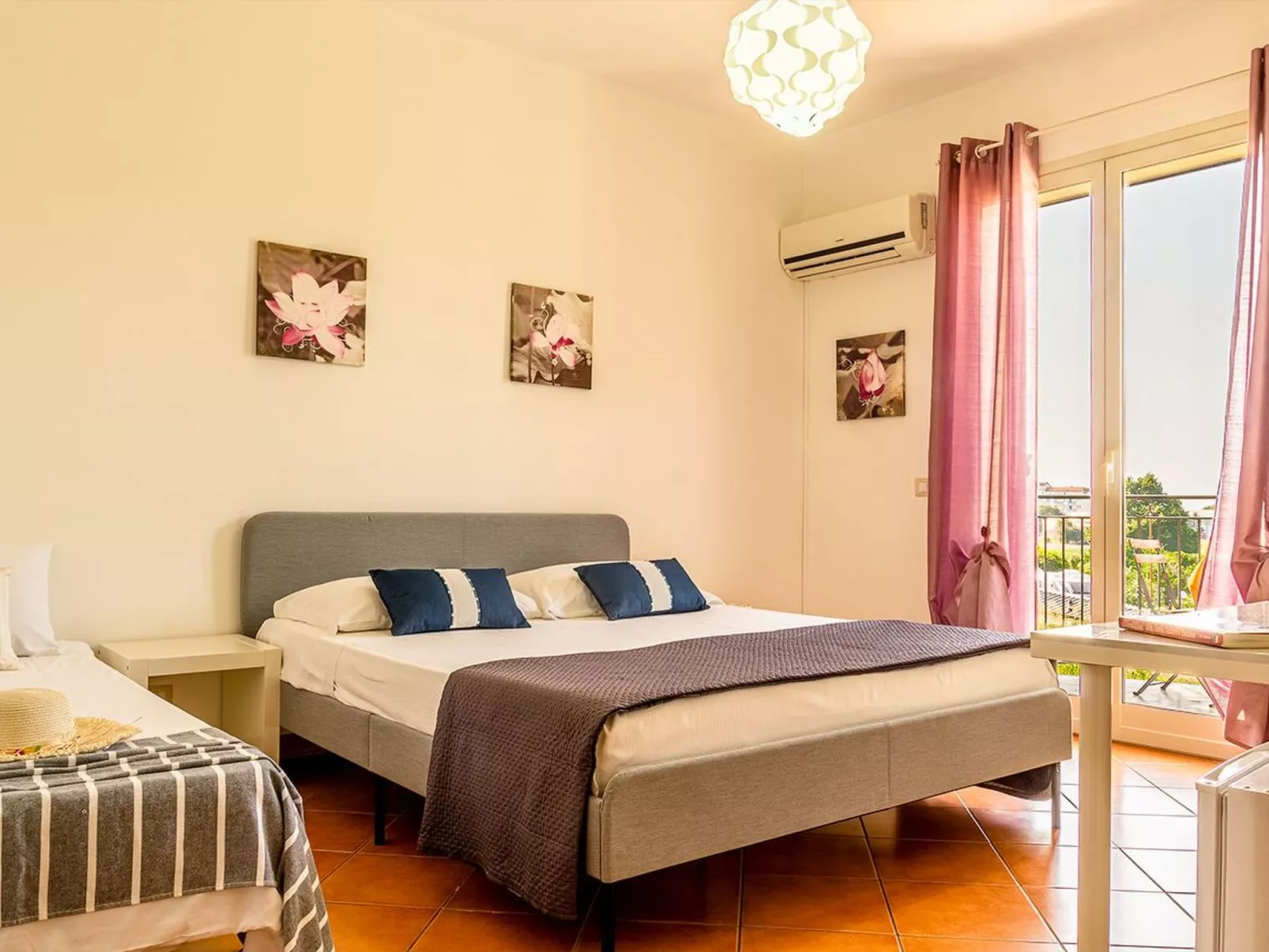 Villa Mari e Amuri-Image-tags.info