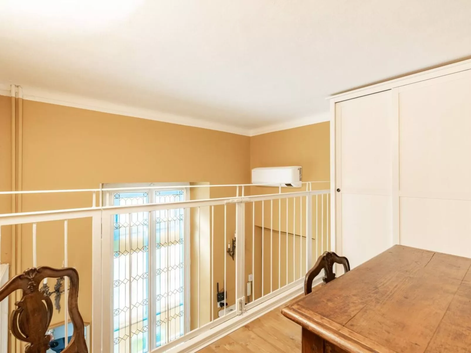 Carla B von Holiday World-Dedans