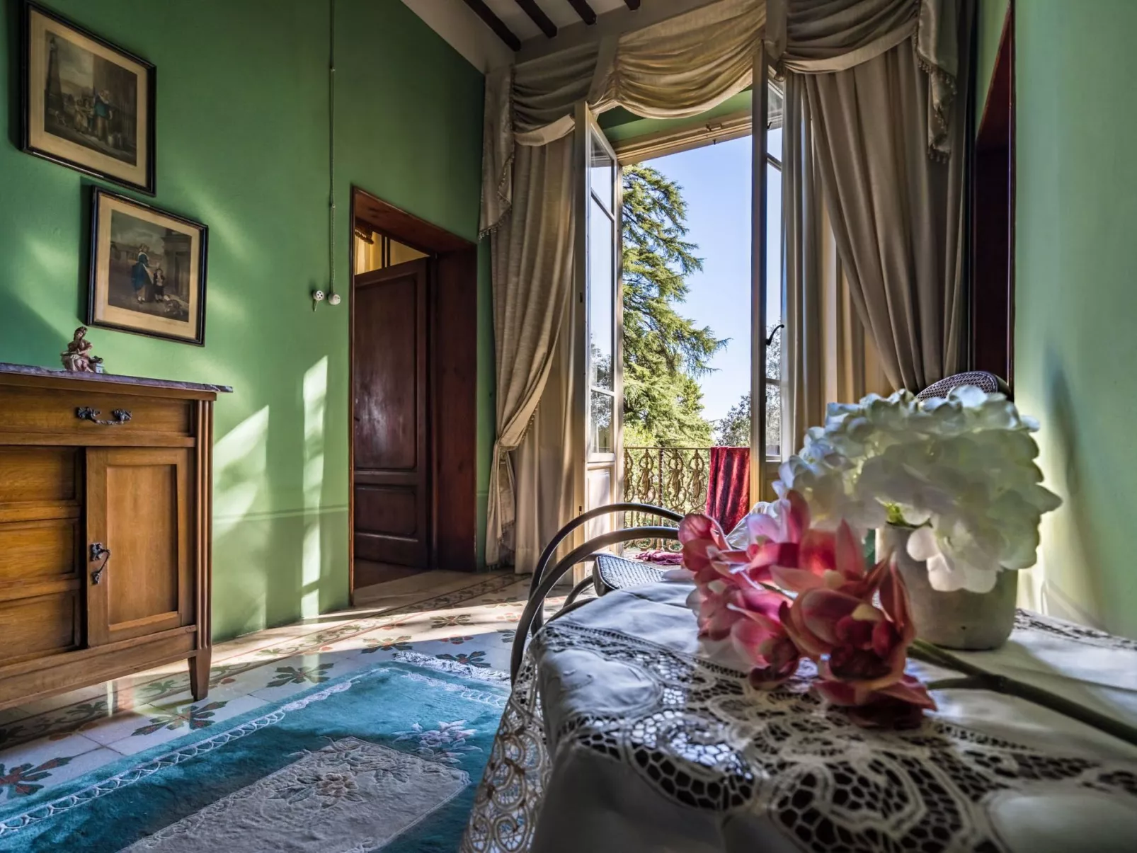 Villa mit Garten und privatem Pool-Image-tags.info