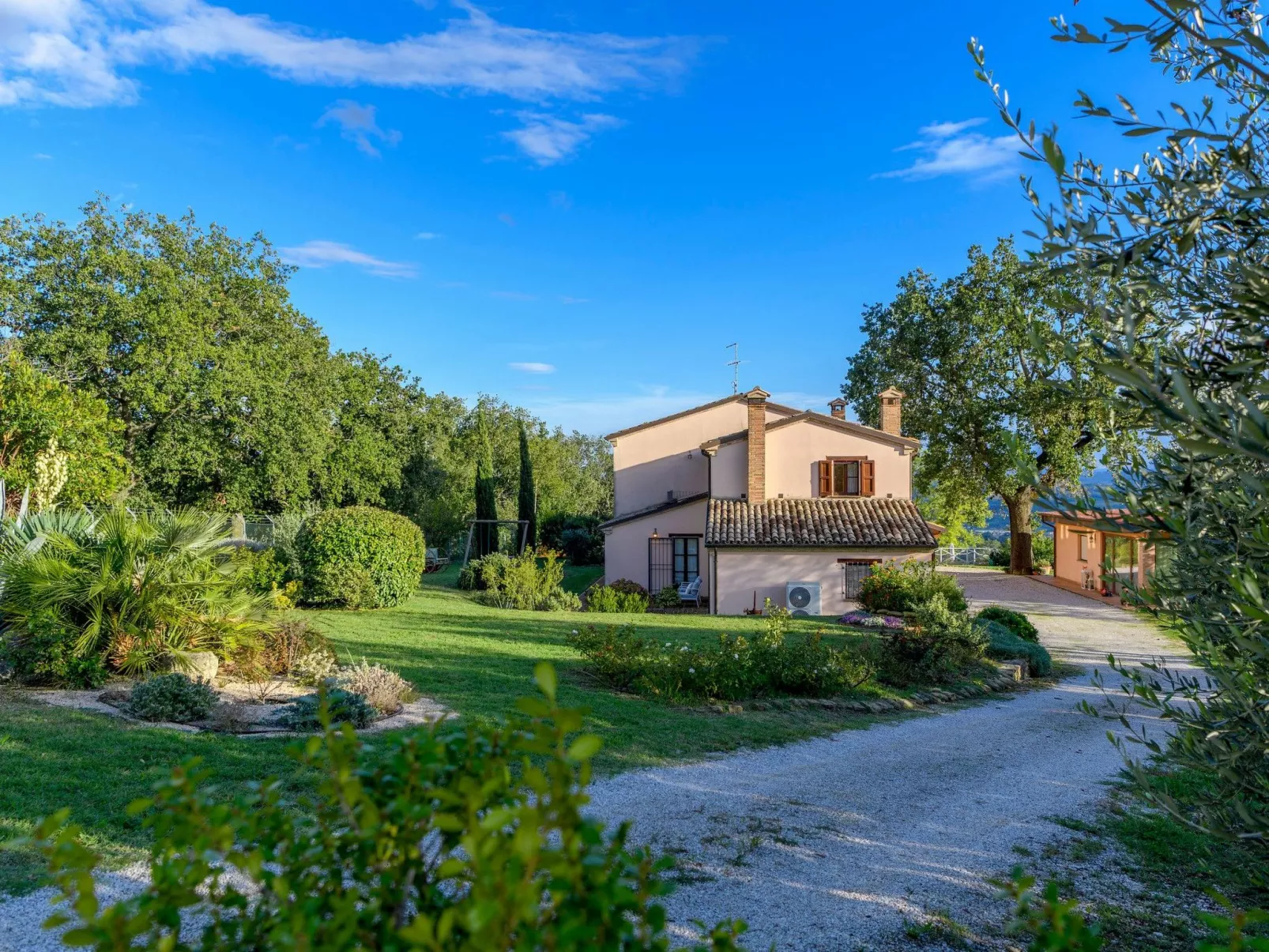 Casale Partemio-Dehors