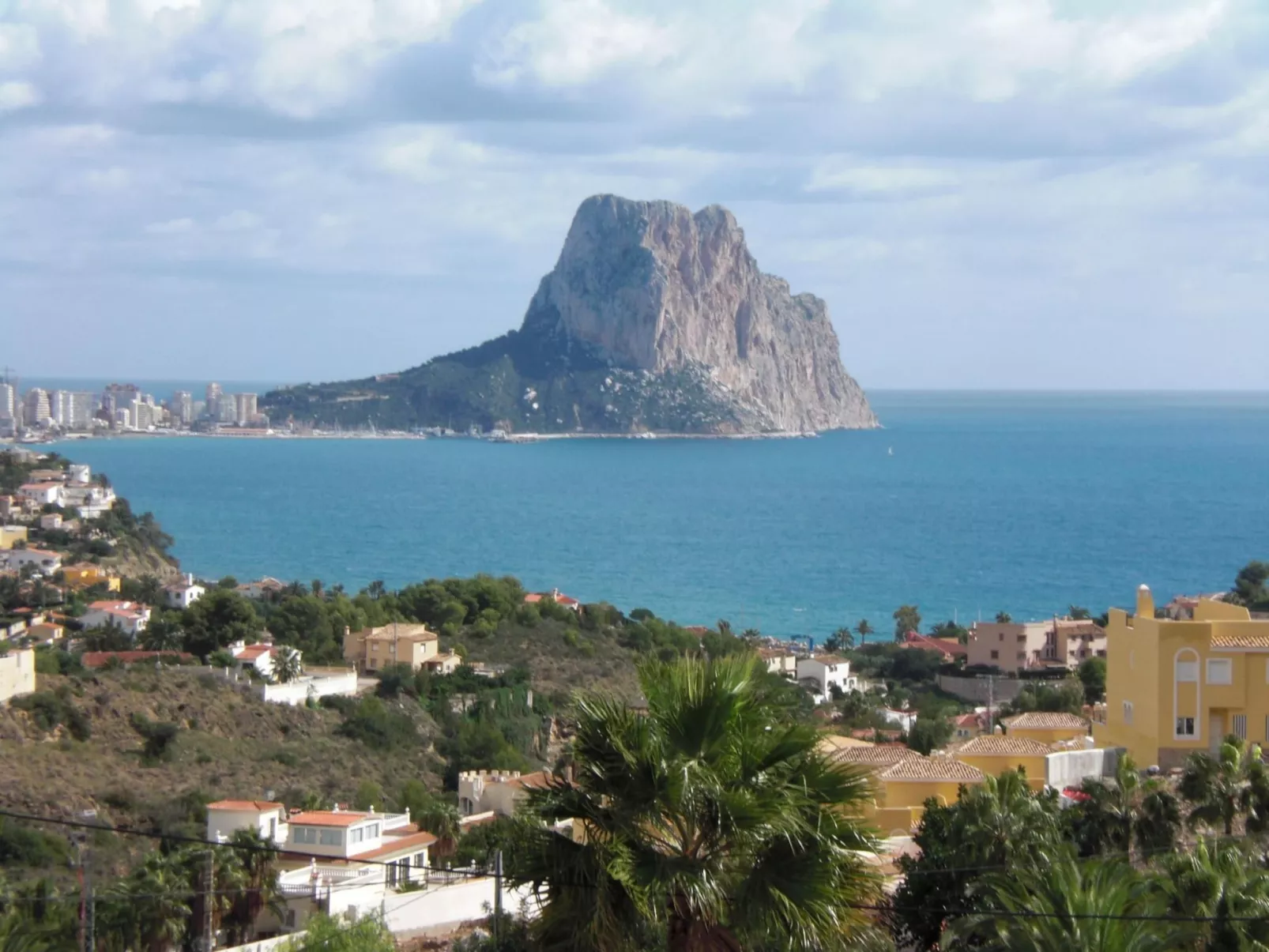 Mit privatem Pool und Meerblick-Draußen