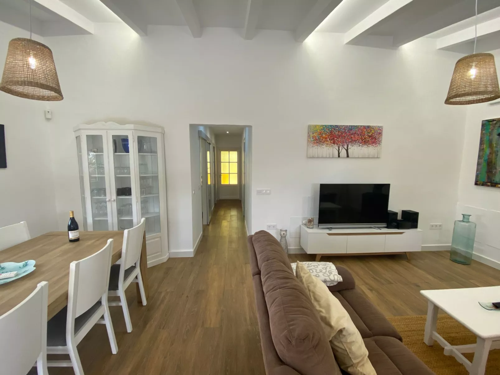 Idyllische Finca mit Garten und Pool-Inside