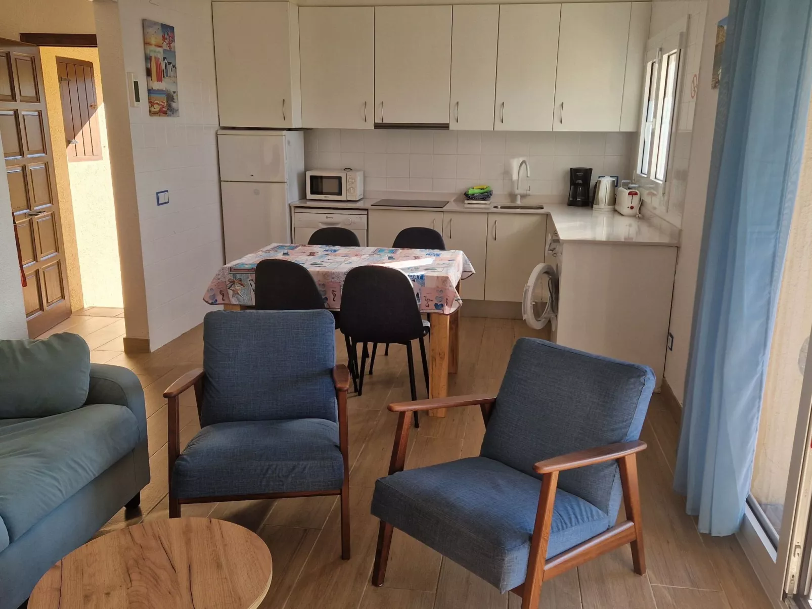 Casa Palmeres-Inside