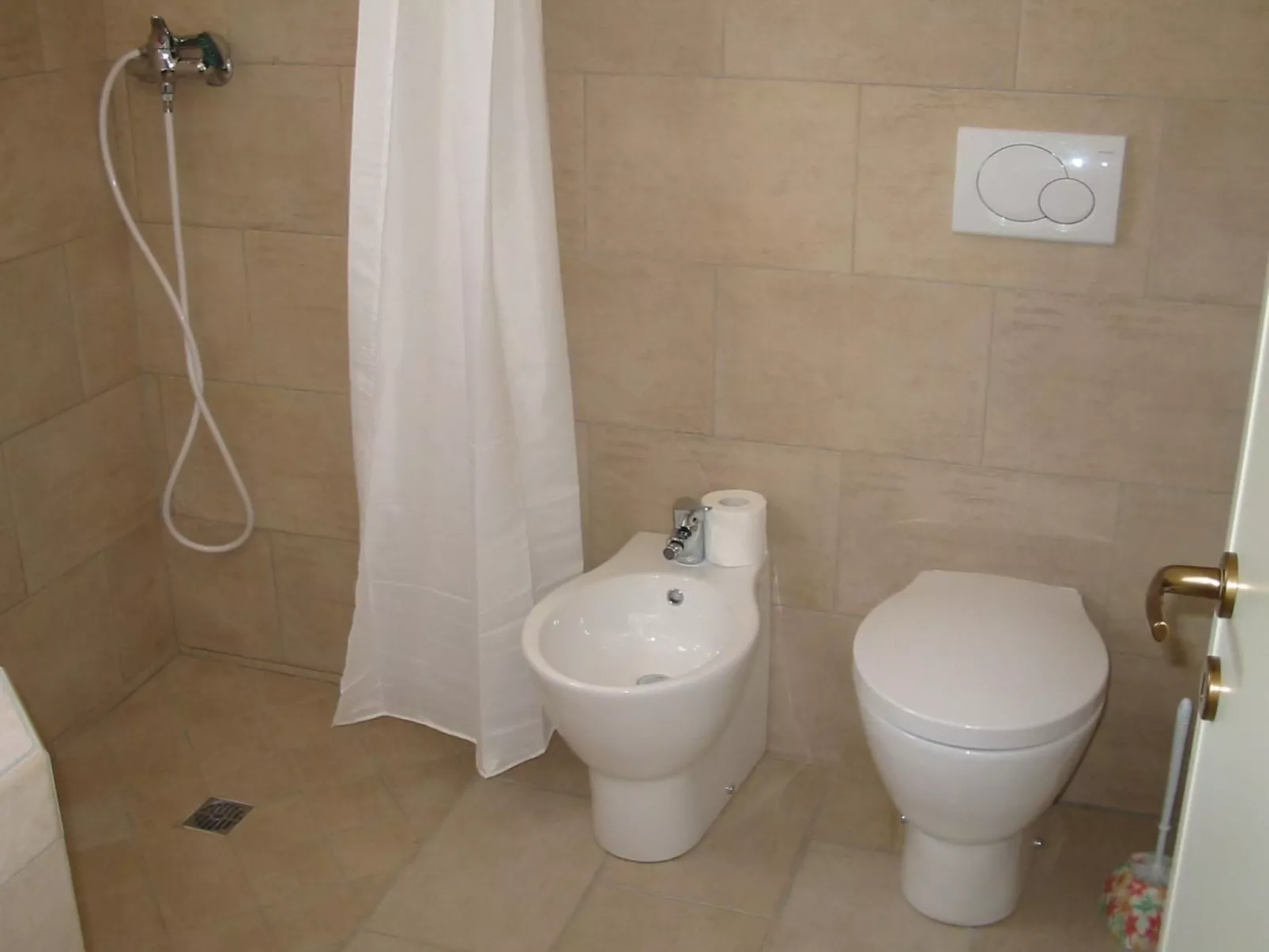 Schönes und gemütliches Studio-Apartment-Drinnen