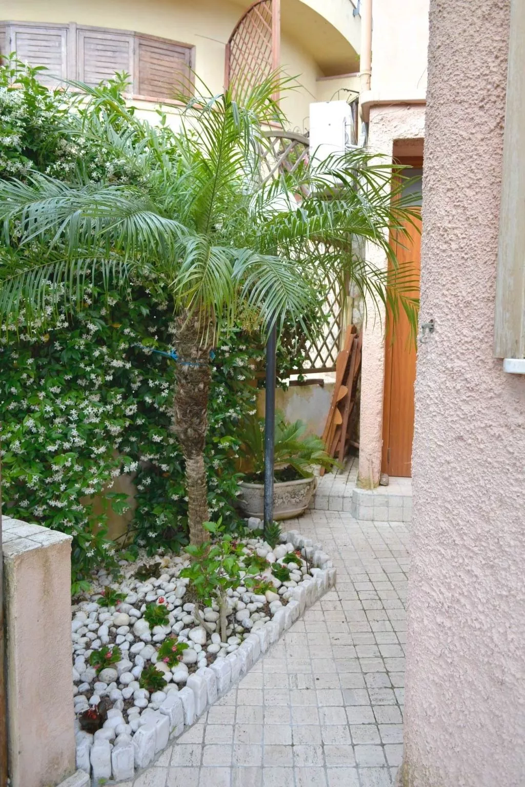 Mit Garten, Grill und Terrasse-Draußen