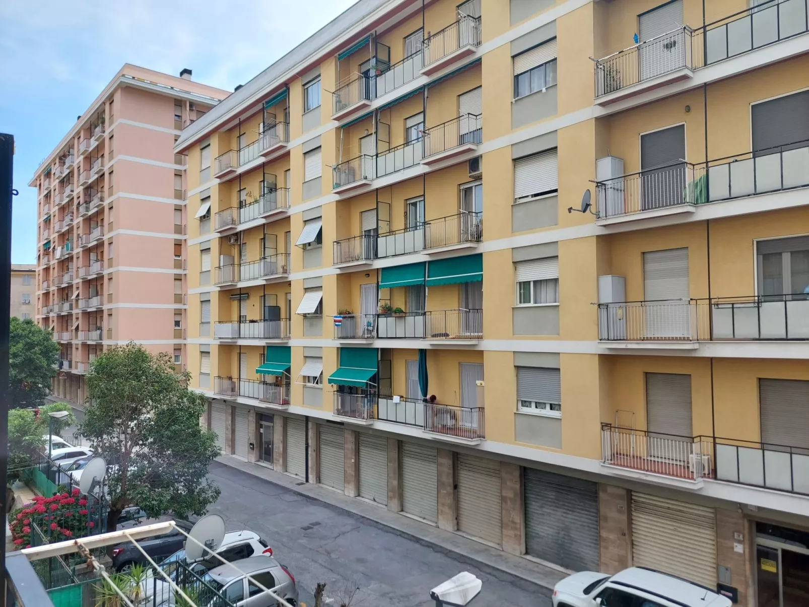 Für 4 Personen ca. 65 m&sup2; in Genua, Norditalien (Ligurien)-Outside