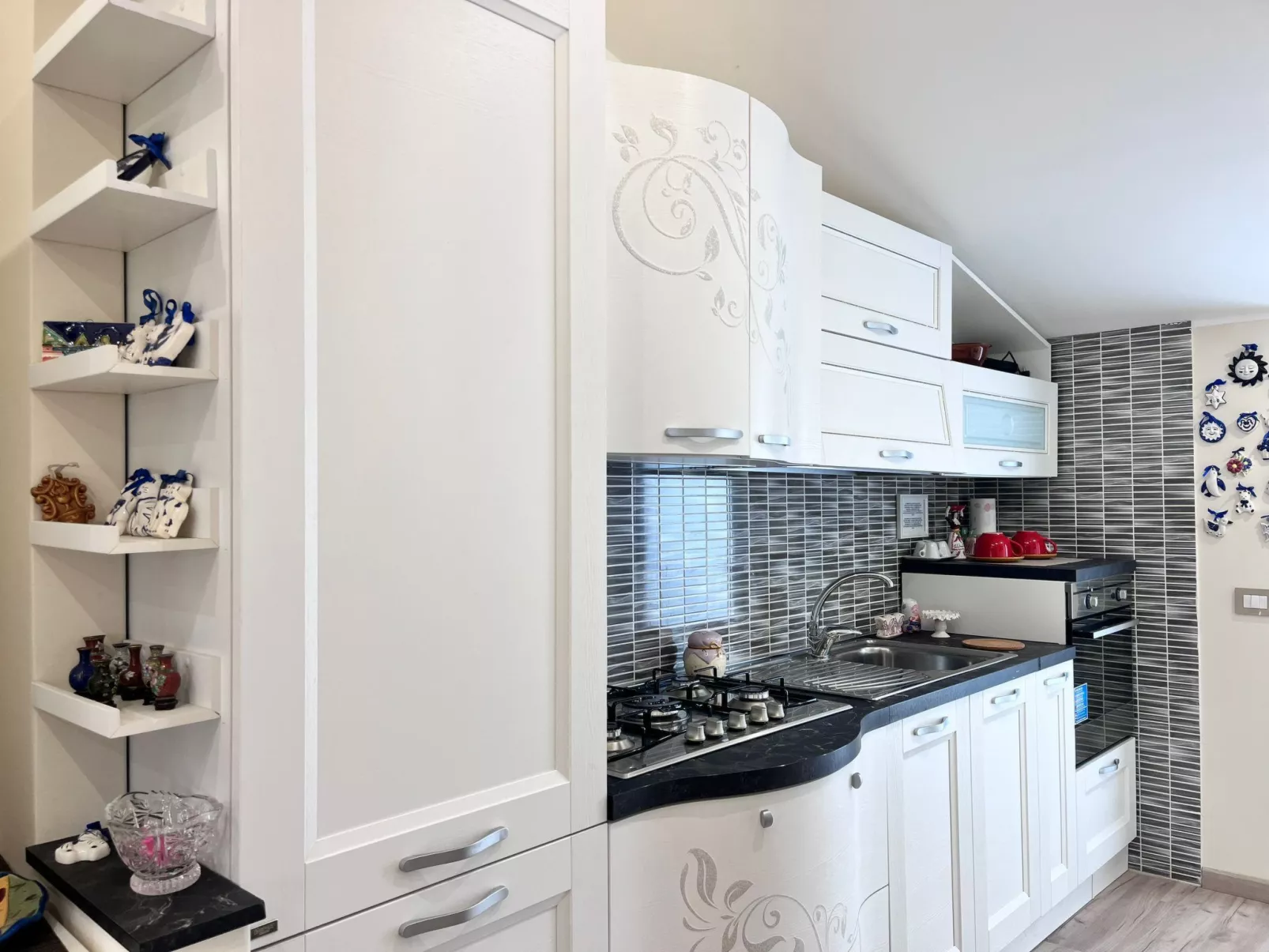 Rsm-Wohnung mit Gemeinschaftspool-Image-tags.info