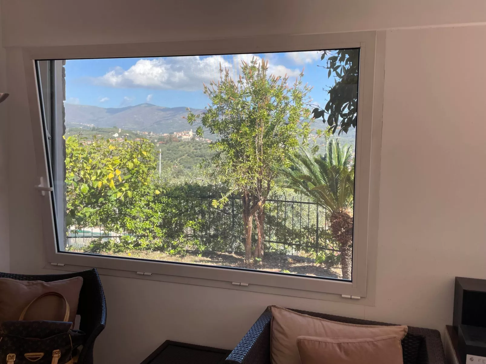 Villa Panorama in Diano Marina-Drinnen