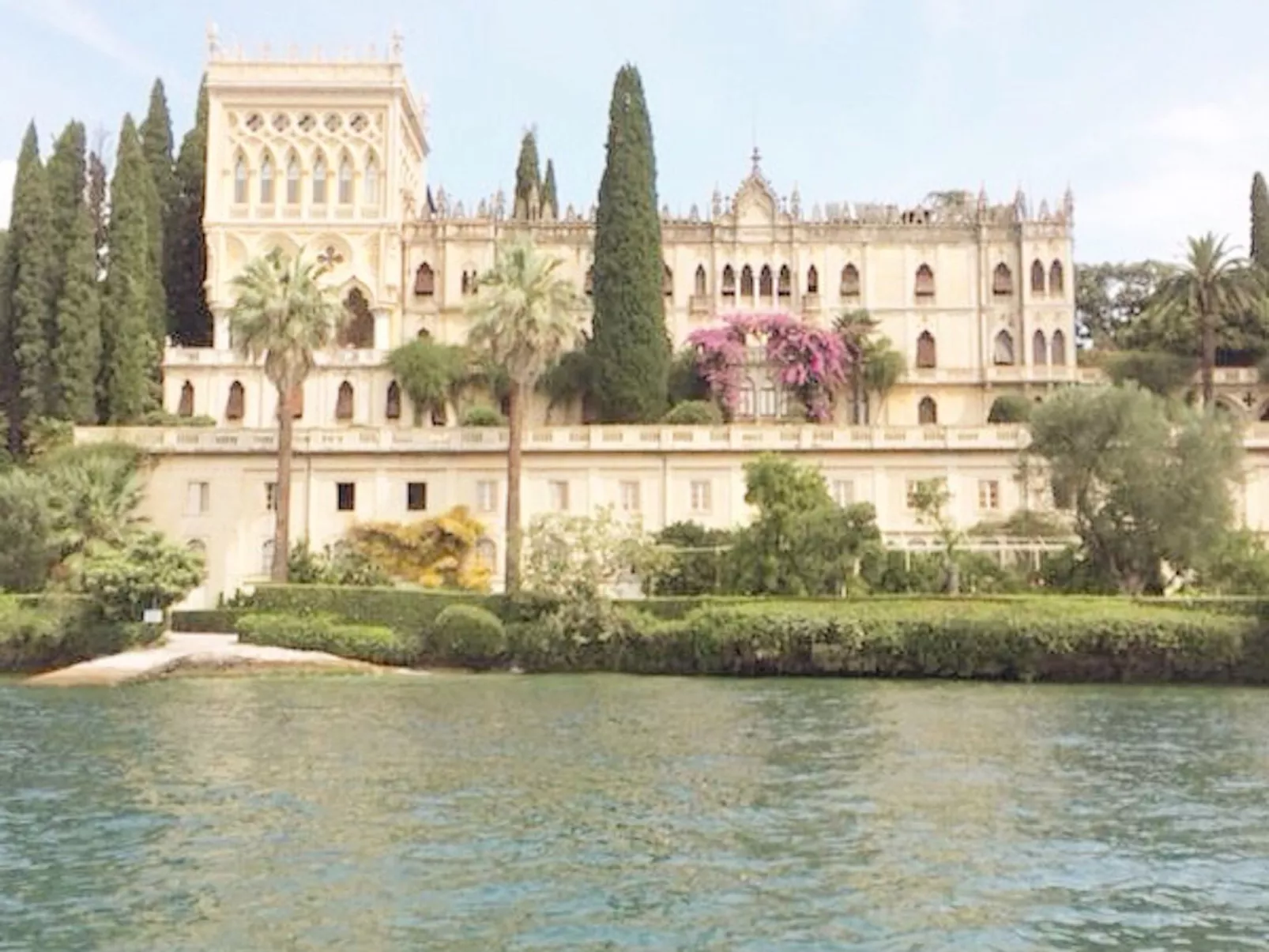 Wohnung 'Girasole' mit Schwimmbad-Dehors