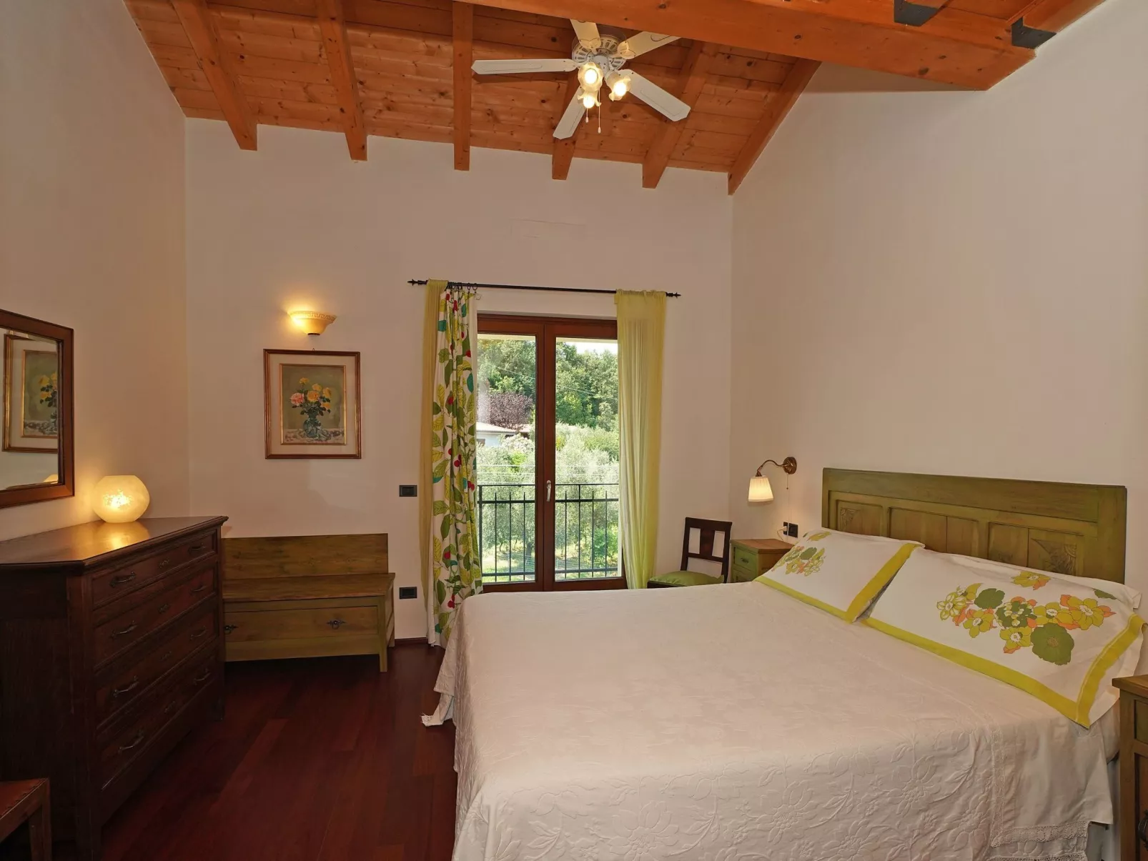 Wohnung mit Blick auf den Gardasee-Image-tags.info