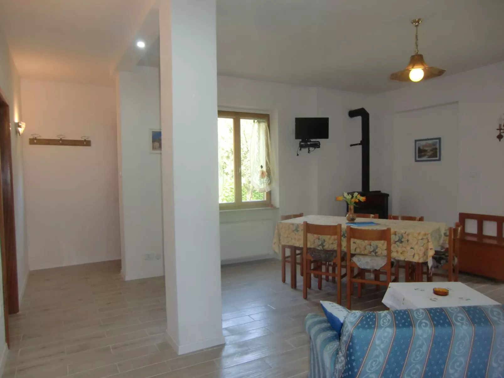 Sehr geräumige Wohnung inmitten der Natur-Dedans