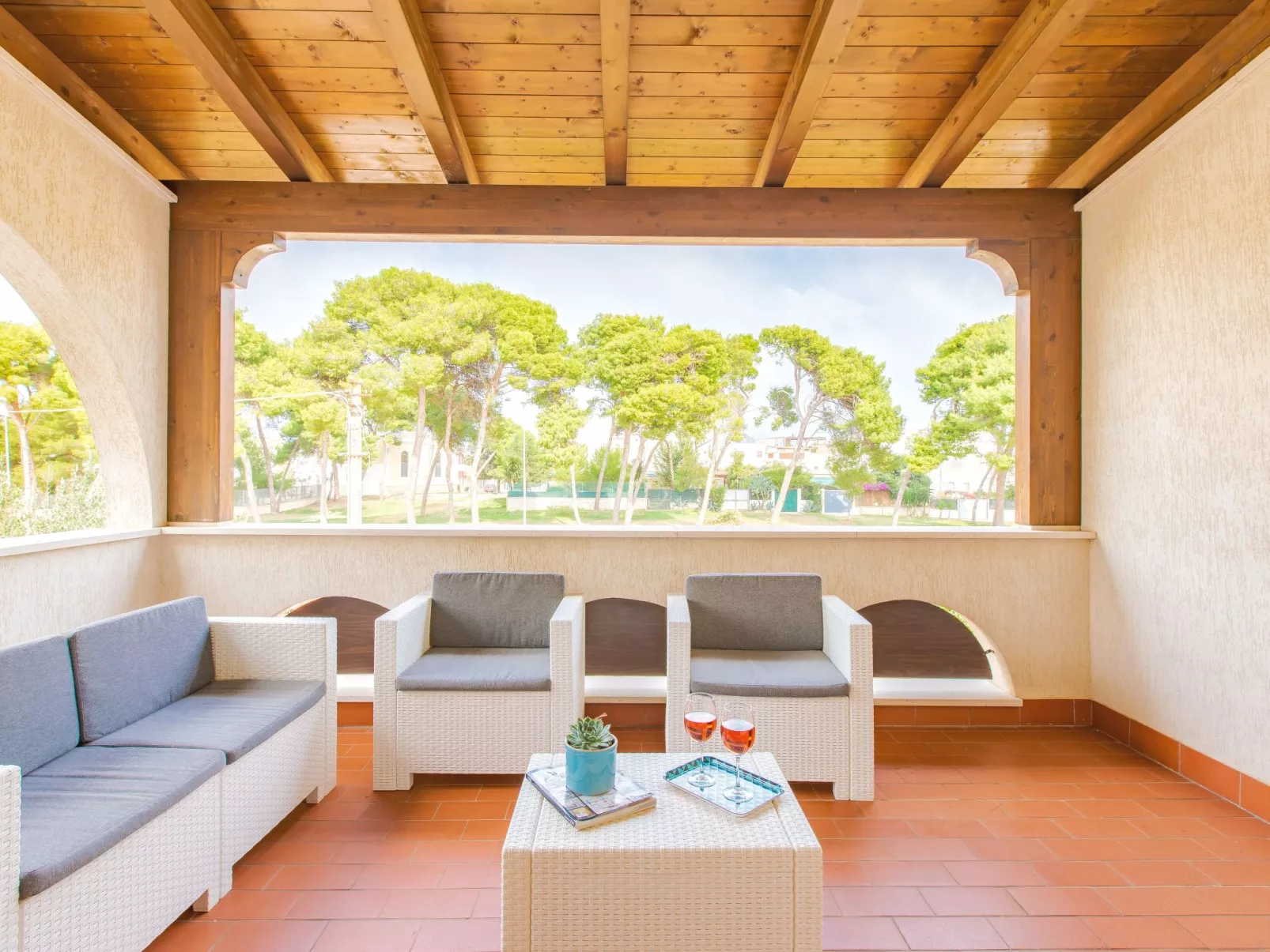 Flacher Rasen rechts-Outside