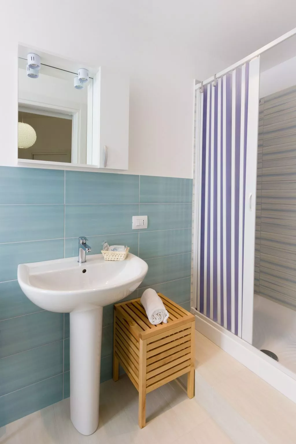 Talete, im Zentrum 40 m vom Strand entfernt-Image-tags.info