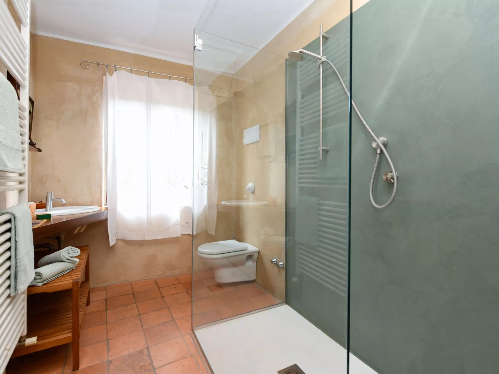 Wohnung Taverne-Dedans