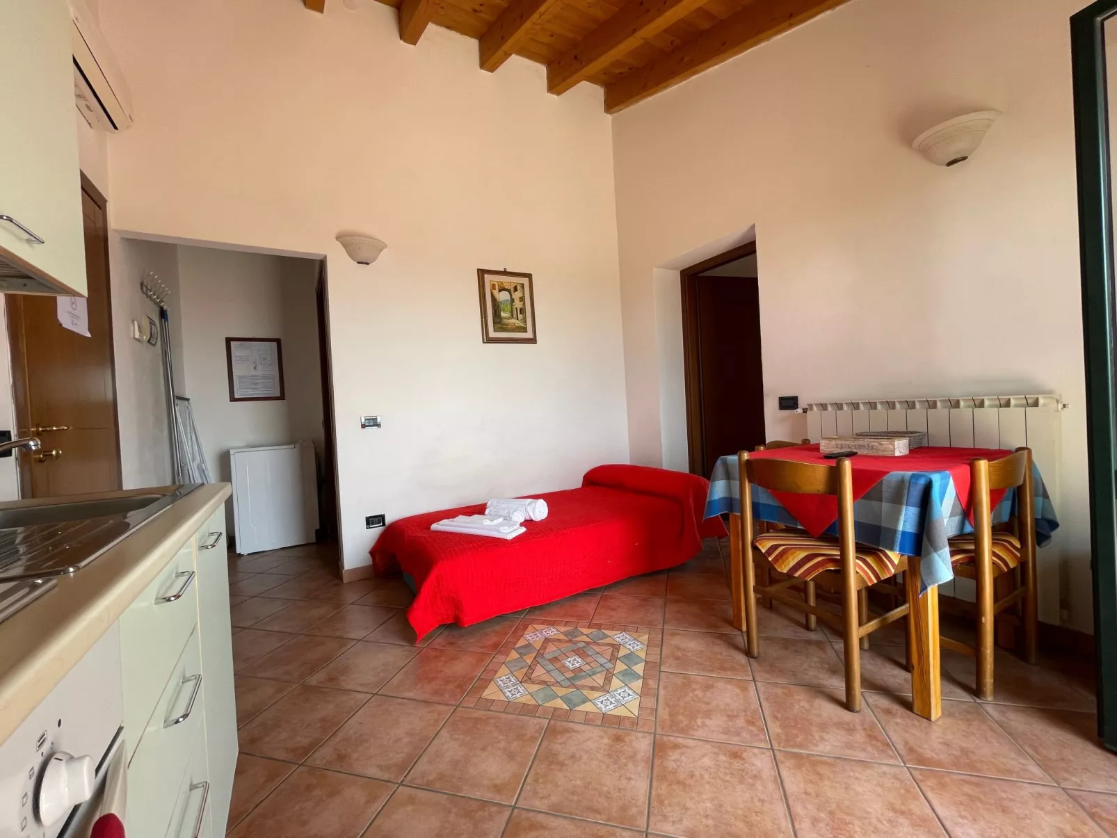 Wohnung in Solarolo mit privatem Parkplatz-Drinnen